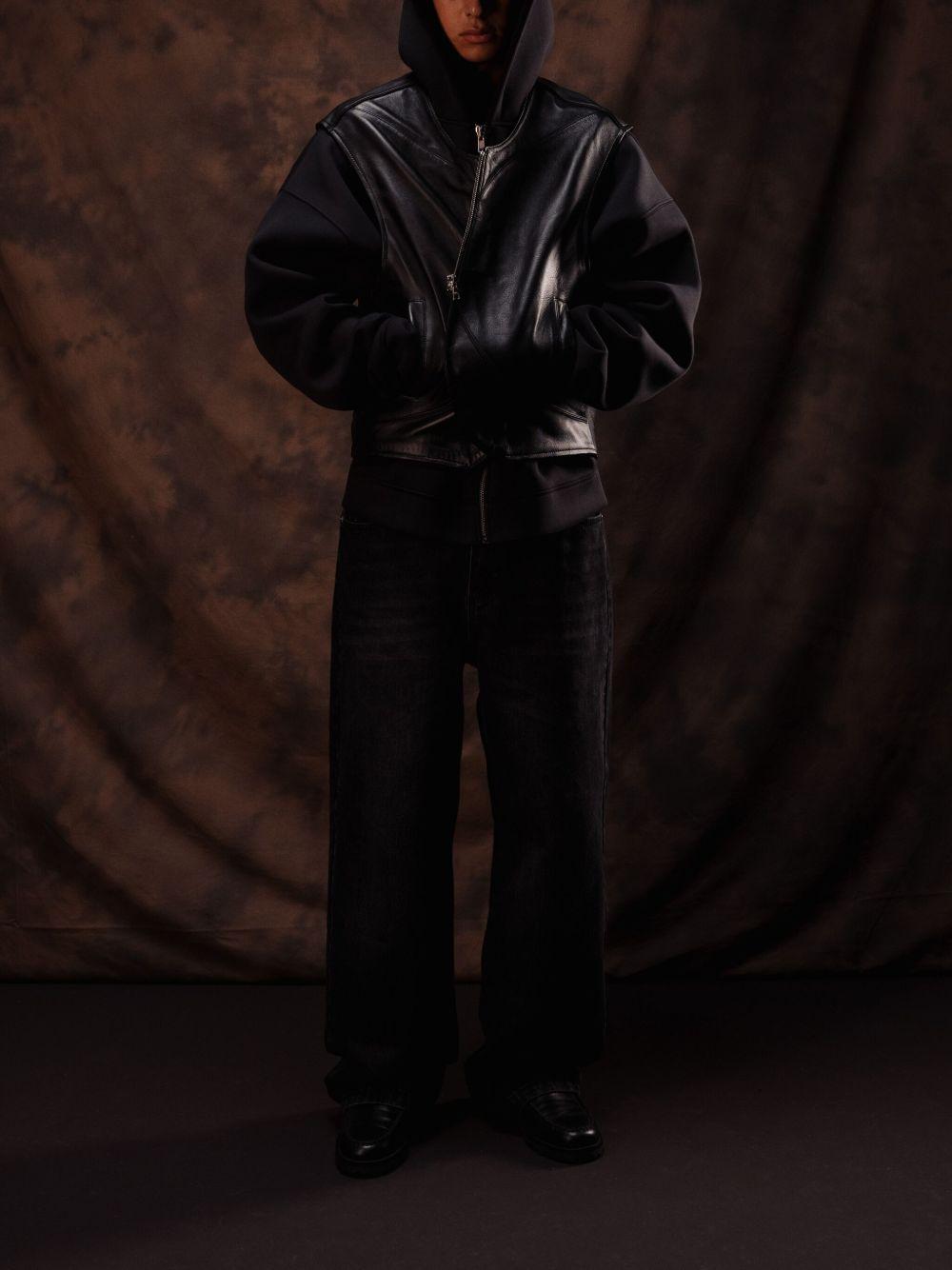 leather vest Product Image