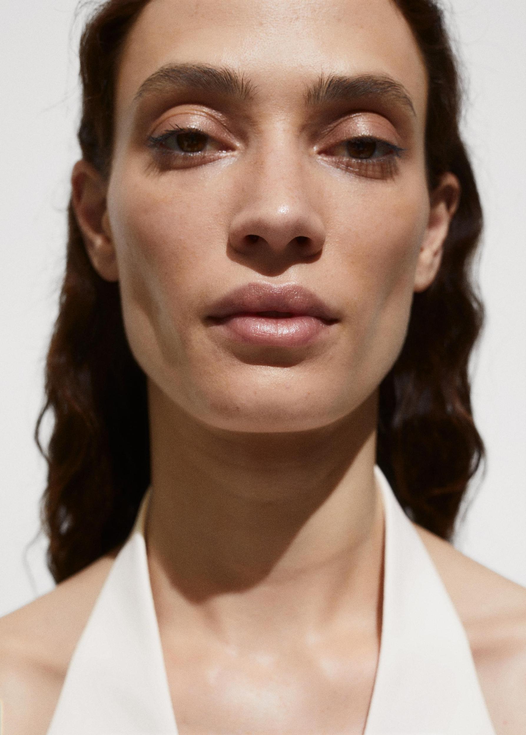 Halter-neck gilet with buttons - Women | MANGO USA Product Image