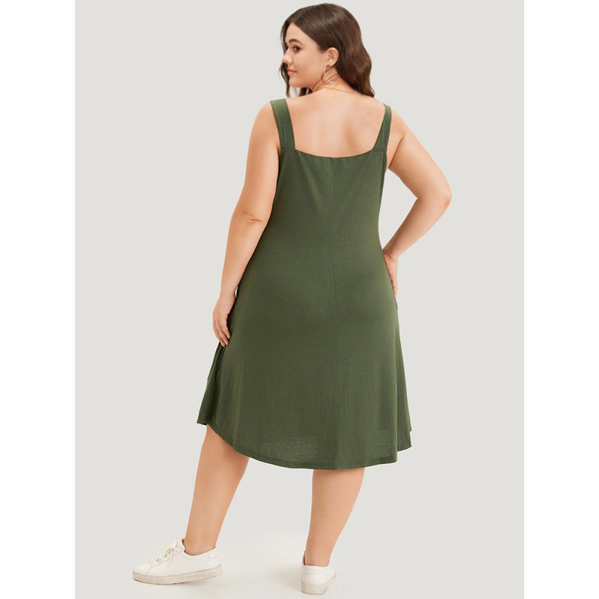 Plus Size Plain Button Detail Pocket Curved Hem Cami Dress ArmyGreen Women Casual Plain Spaghetti Strap Sleeveless Curvy Midi Dress BloomChic 26/4X Product Image