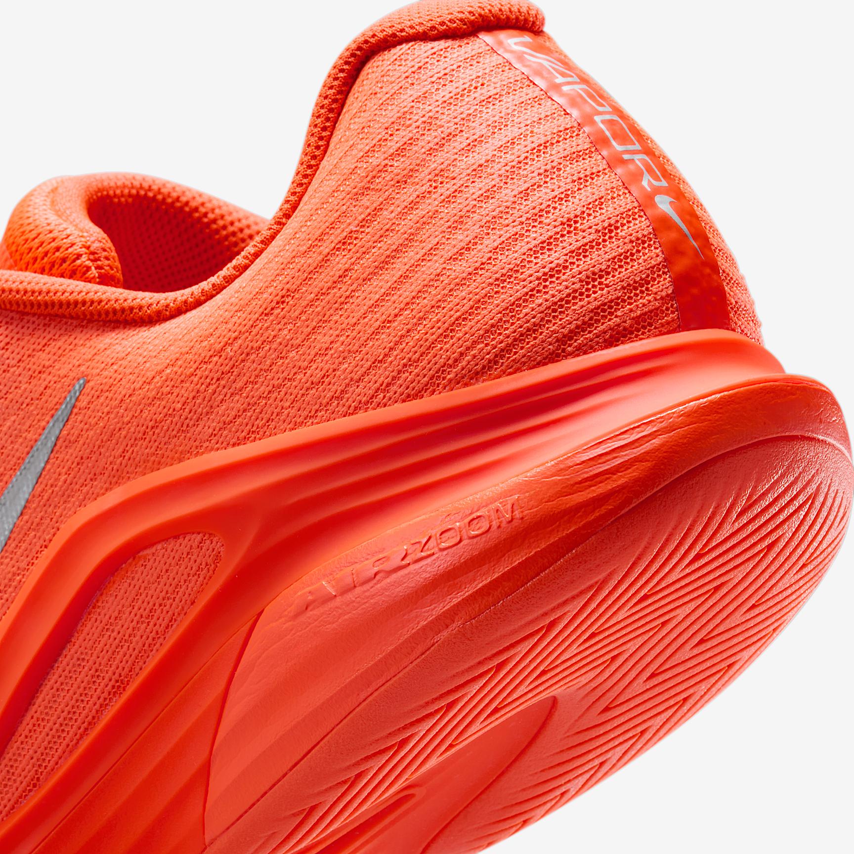 Nike Vapor 12 Premium Men's Hard Court Tennis Shoes Product Image