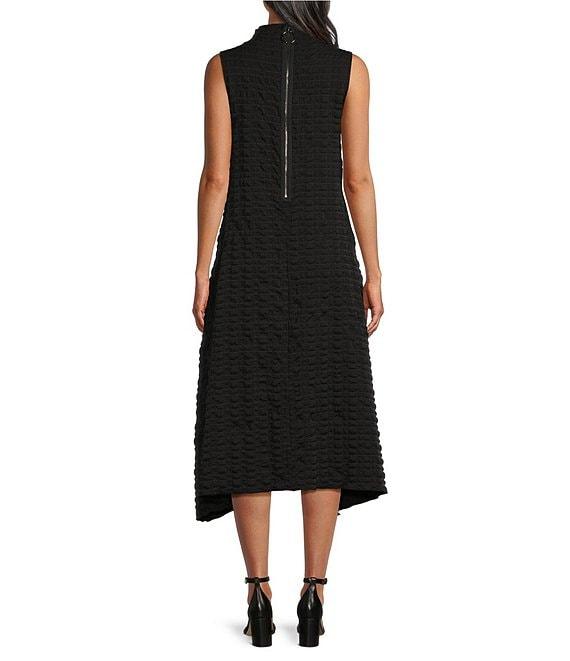 IC Collection Textured Bubble Check Woven Mock Neck Sleeveless Pocketed Swing Waistless Midi Dress Product Image