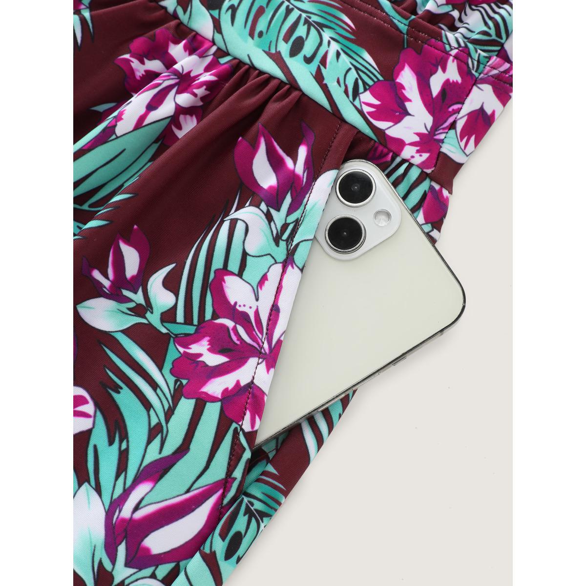 Plus Size Tropical Flower Print Pockets One-Piece Swimsuit Women's Swimwear DarkBlue Resort Gathered Curve Bathing Suits High stretch One Pieces BloomChic 22-24/3X Product Image