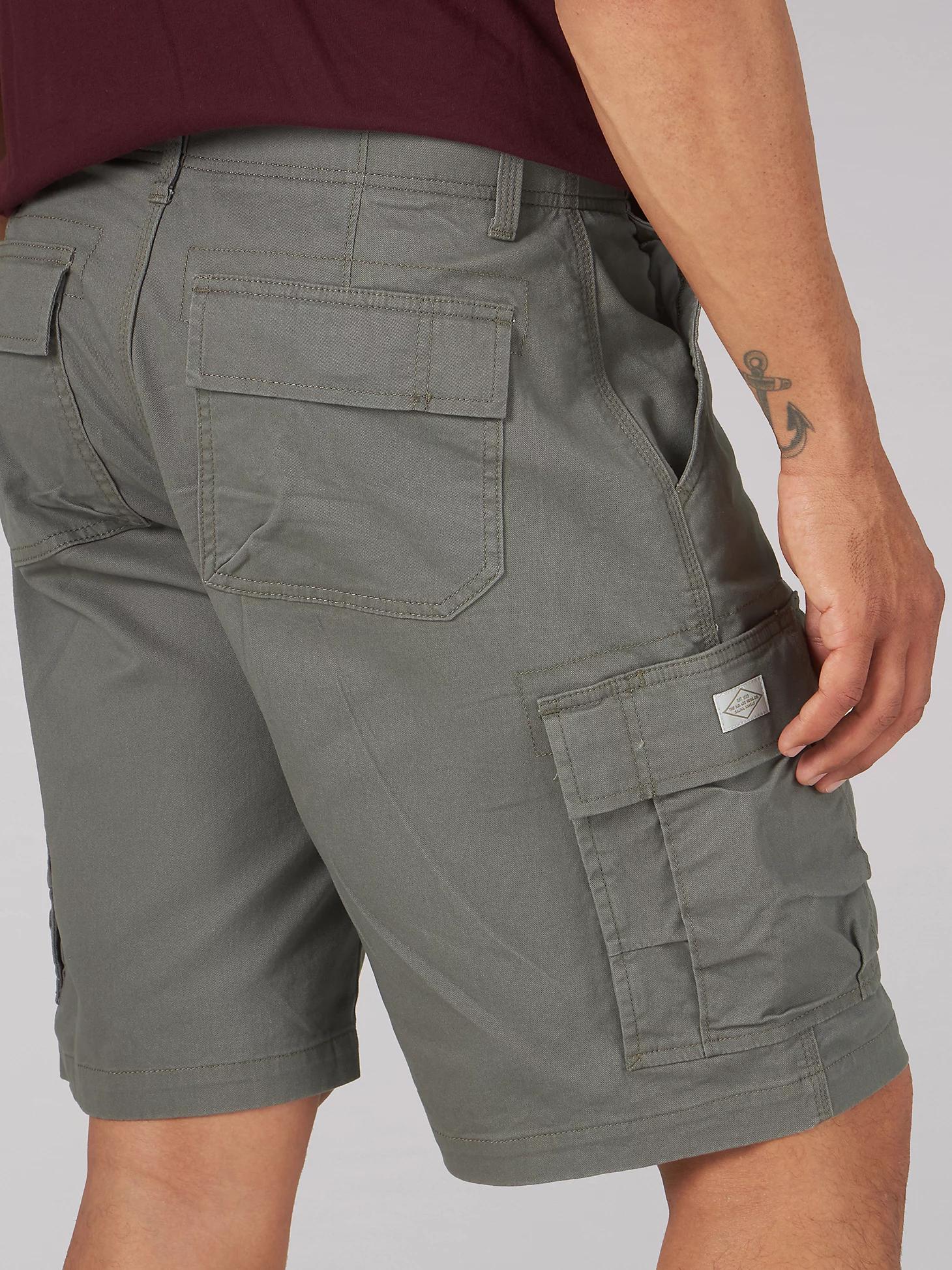 Men's Extreme Motion Carolina Cargo Short | Men's Shorts | Lee® Product Image