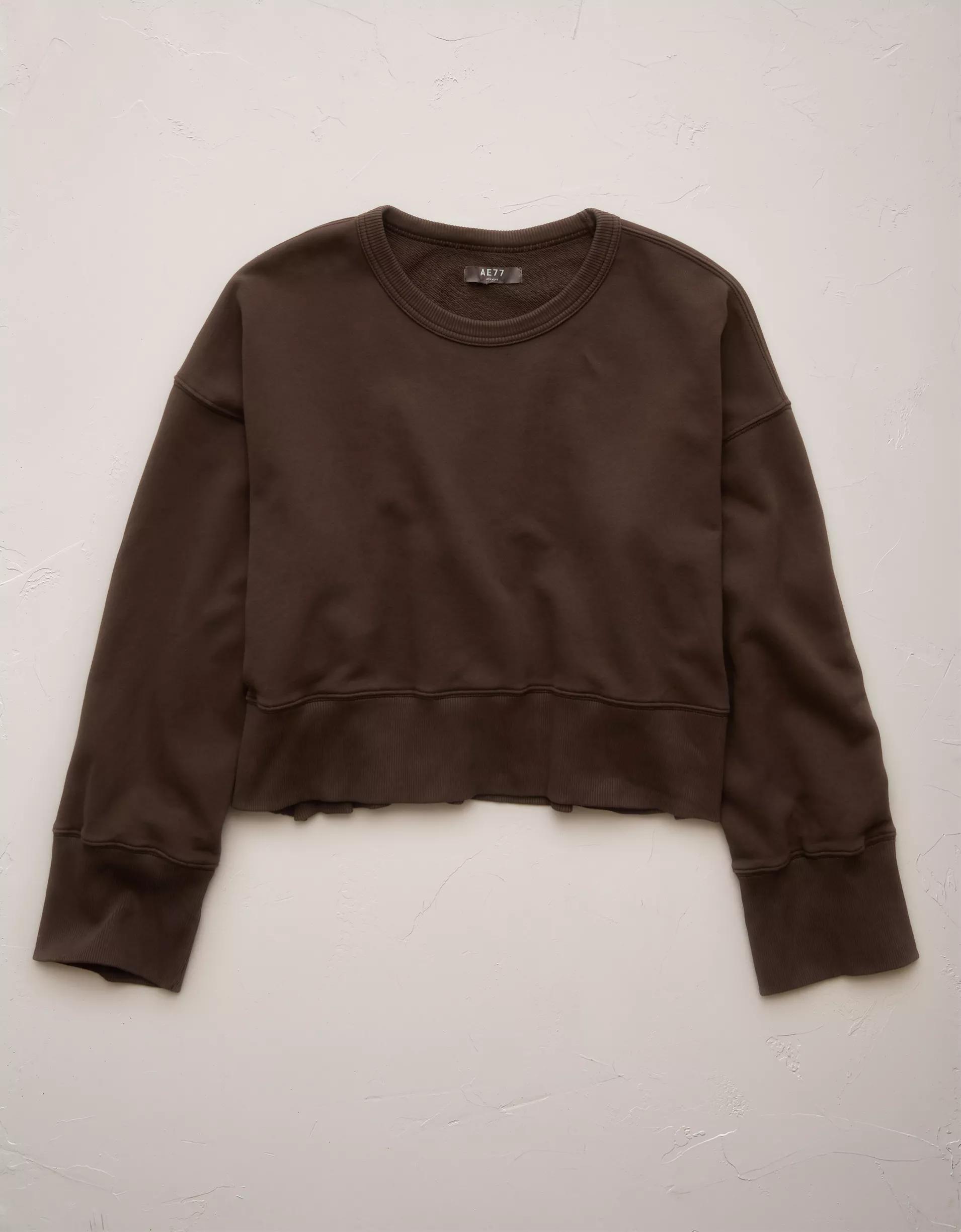 AE77 Premium Relaxed Cropped Sweatshirt Product Image