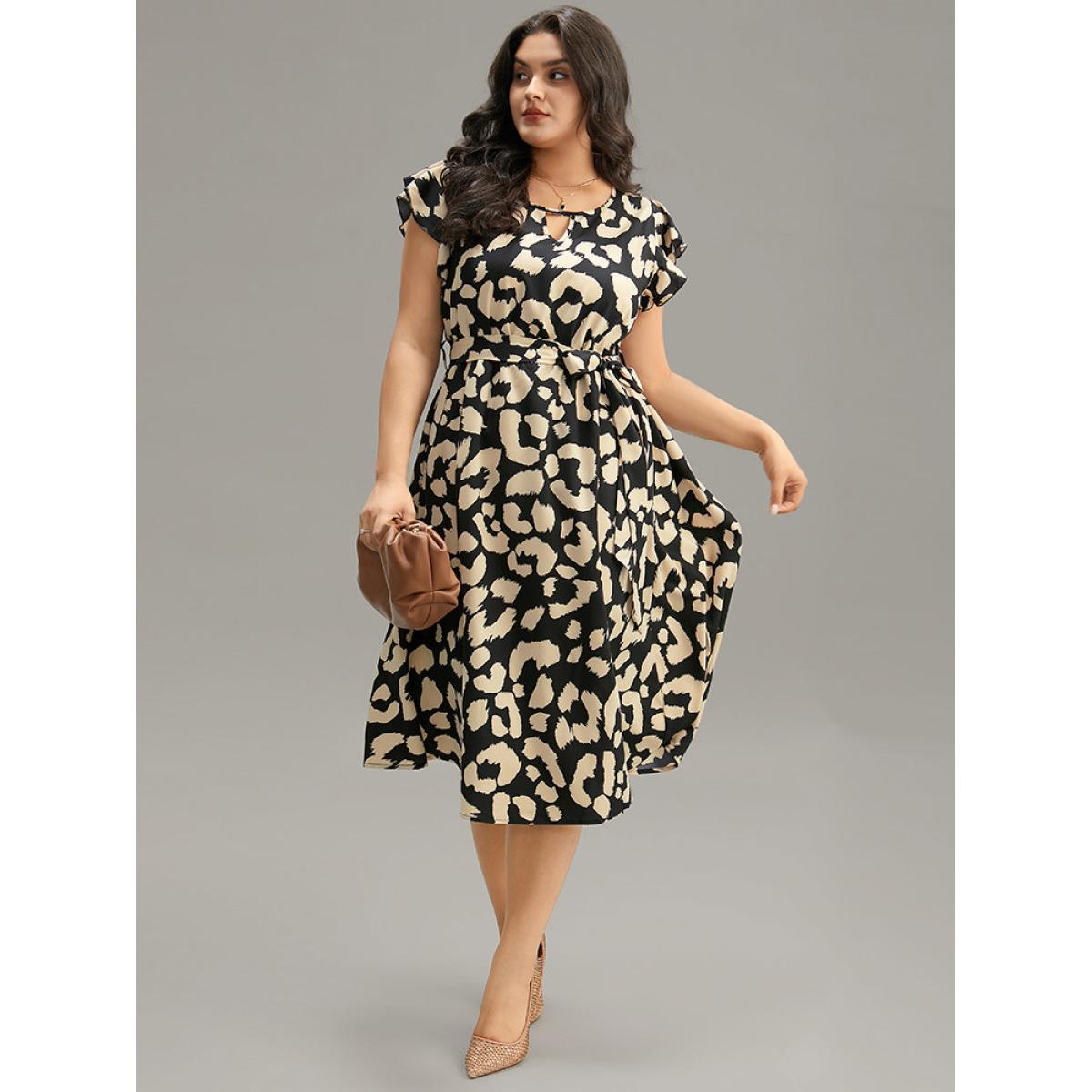 Plus Size Graphic Print Keyhole Pocket Belted Flutter Trim Dress Black Women Office Belted Round Neck Sleeveless Curvy Midi Dress BloomChic 14-16/1X Product Image