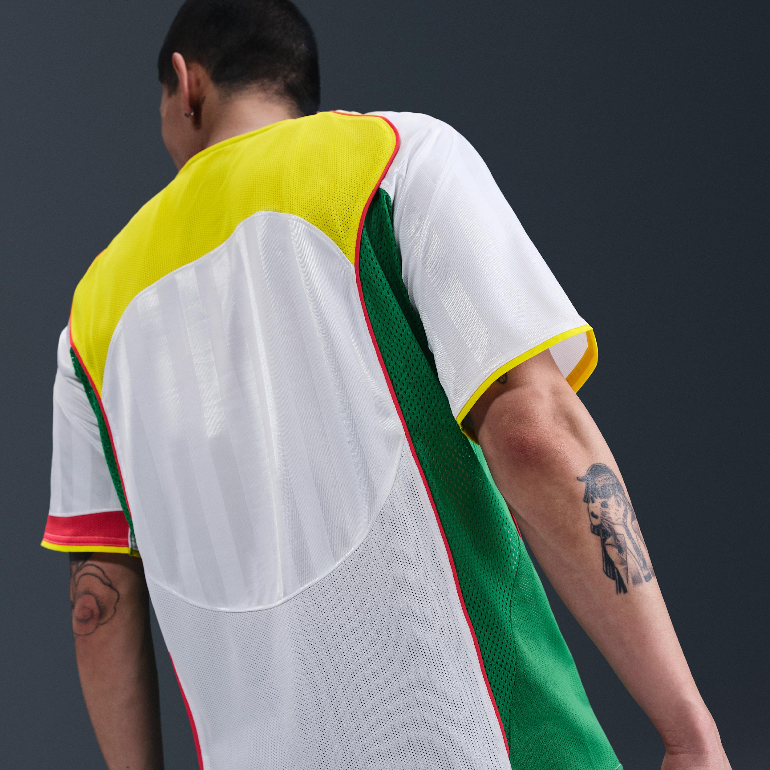 Nike Mens Total 90 Dri-FIT Soccer Jersey | IB4218-100 Product Image