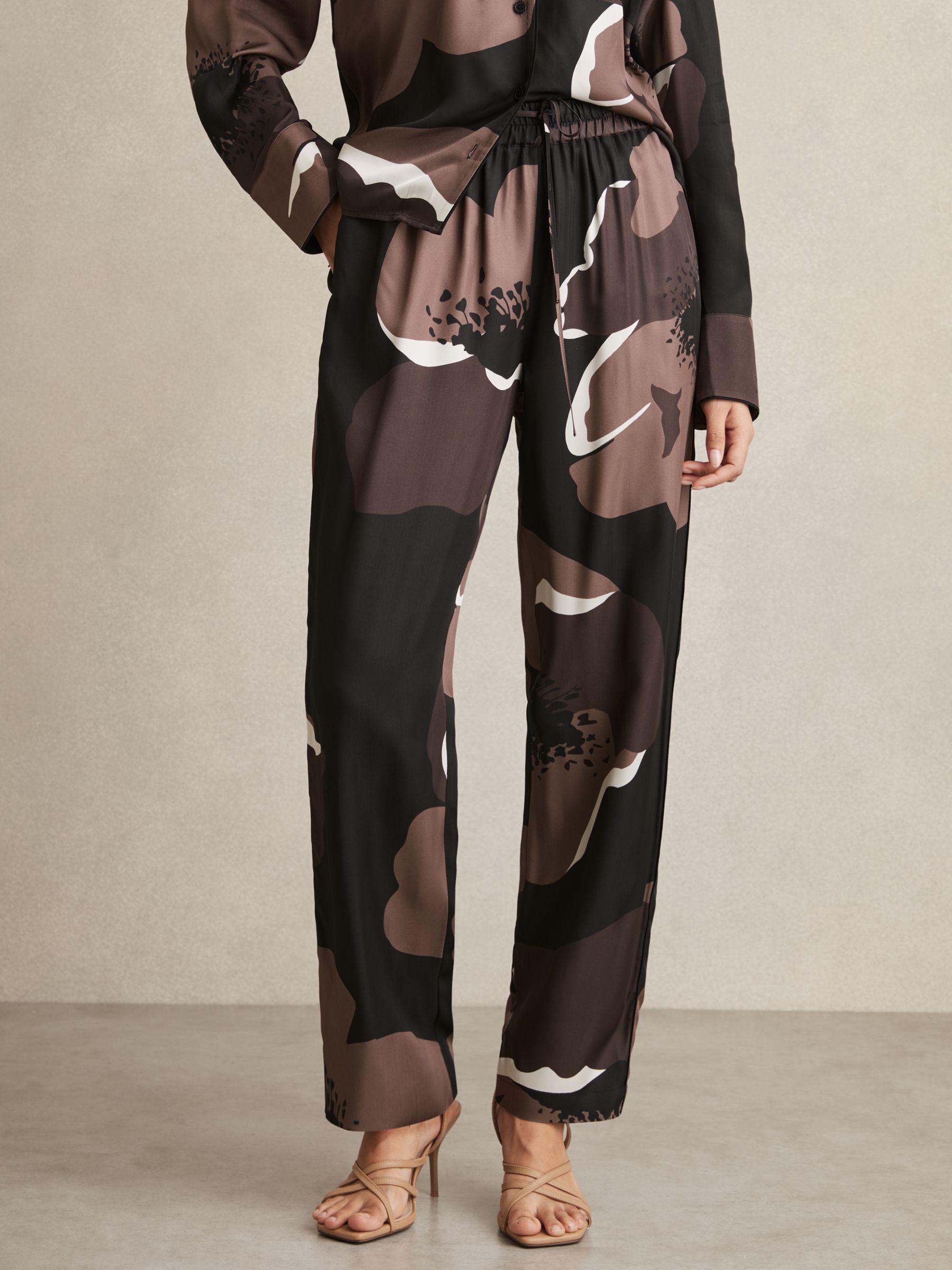 Floral-Print Wide-Leg Trousers in Black/Brown Product Image