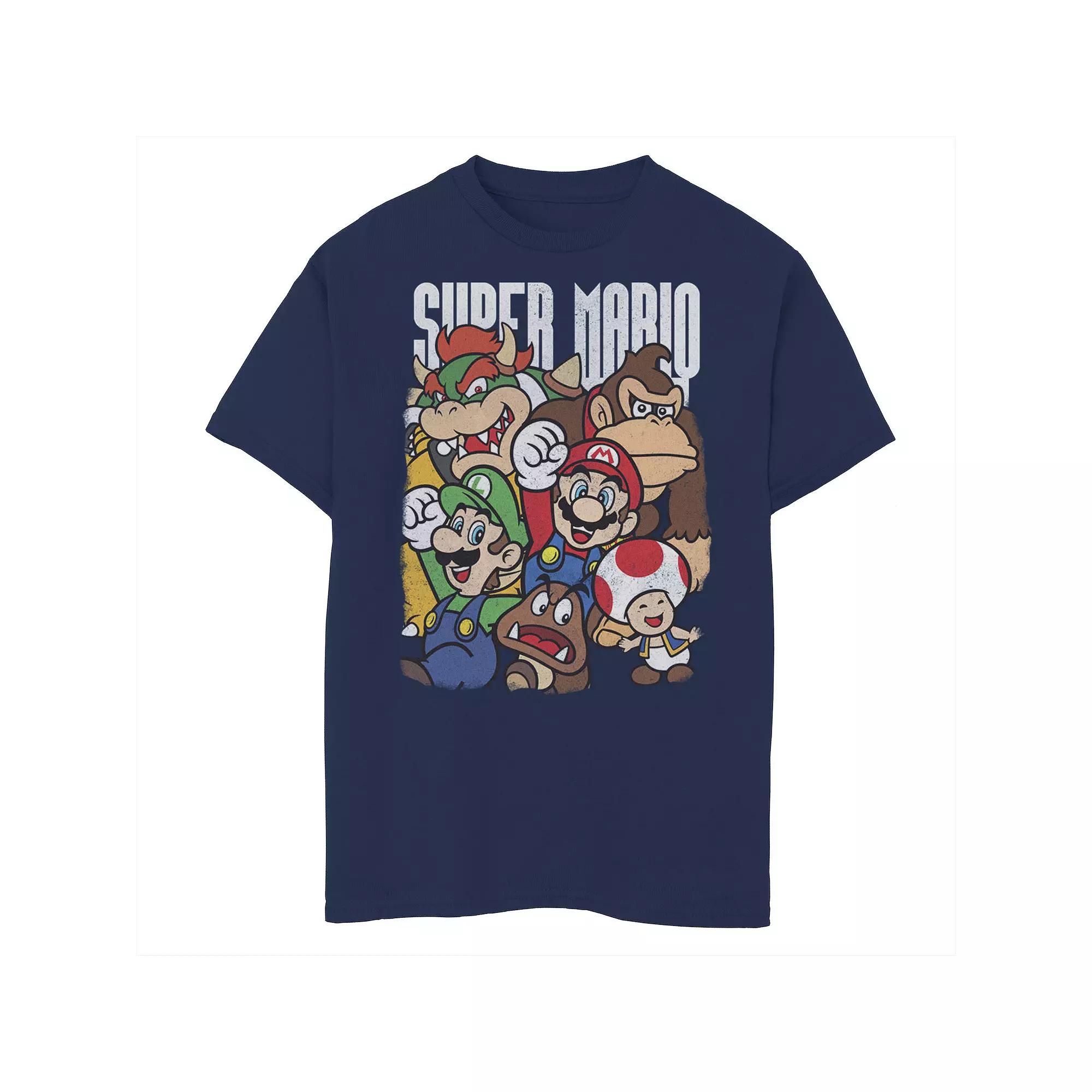 Men's Nintendo Super Mario Group Shot Classic Graphic Tee,  Product Image