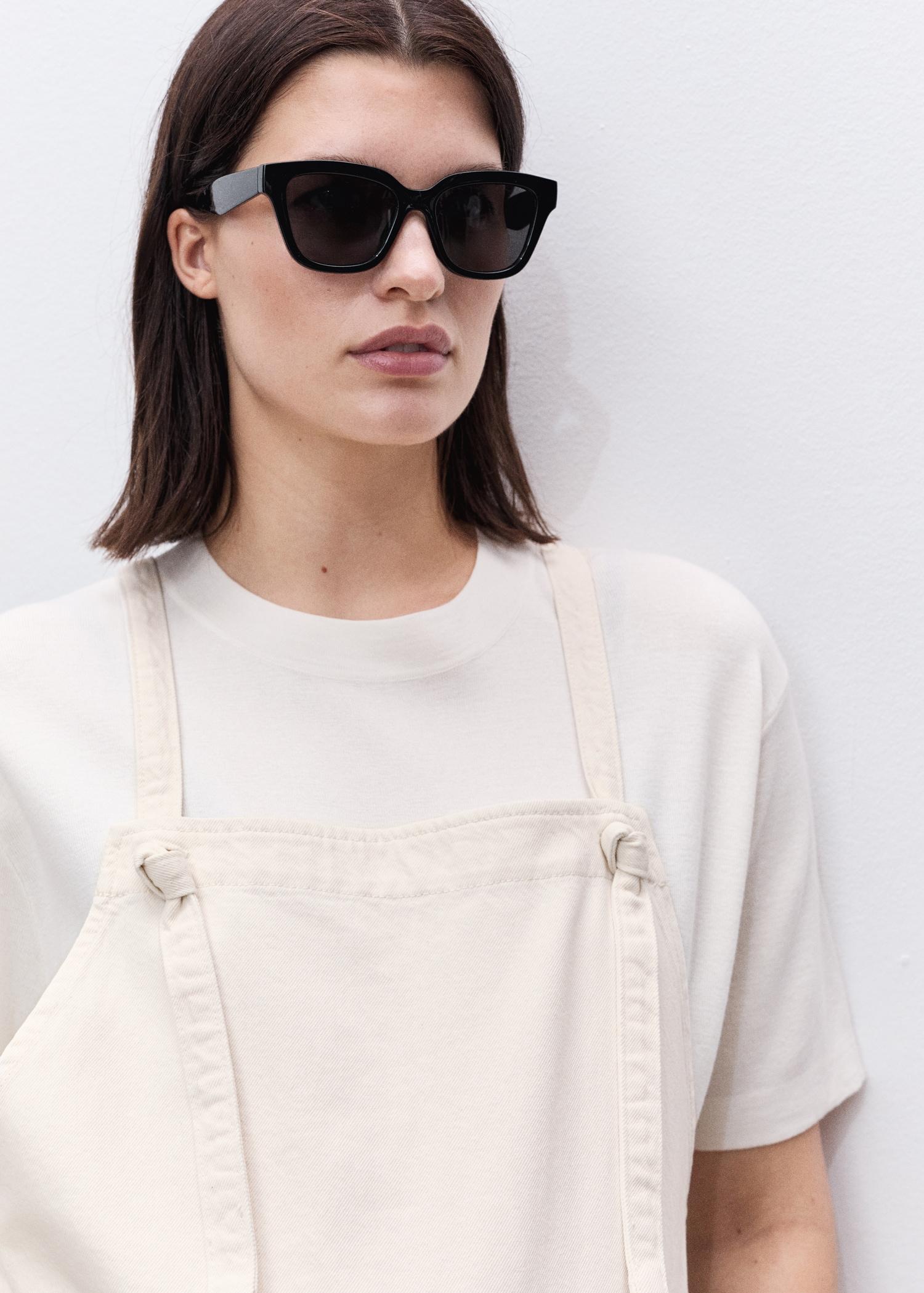 Maternity denim dungarees - Women | MANGO USA Product Image