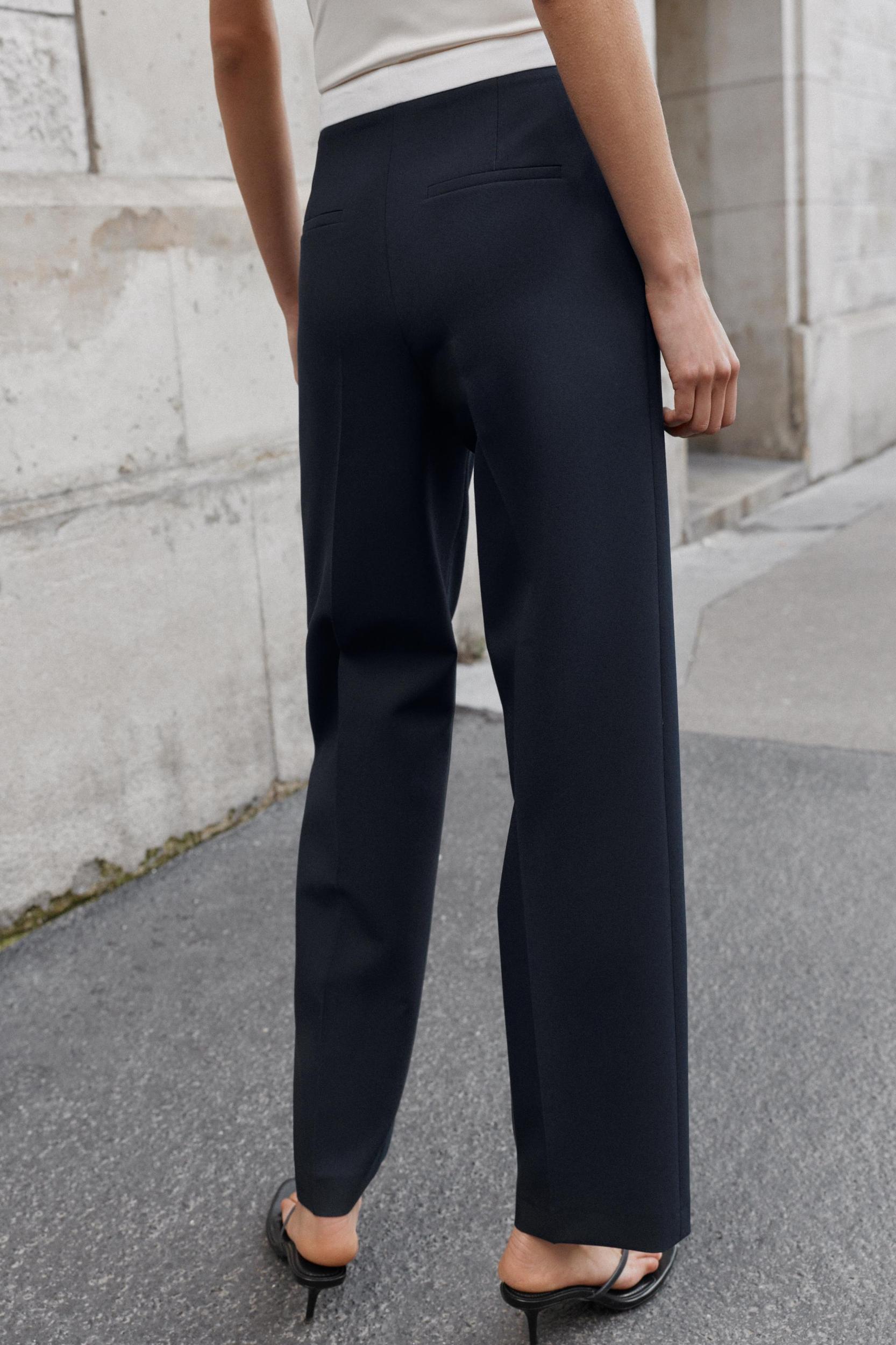 CONTRAST WAIST STRAIGHT LEG PANTS Product Image