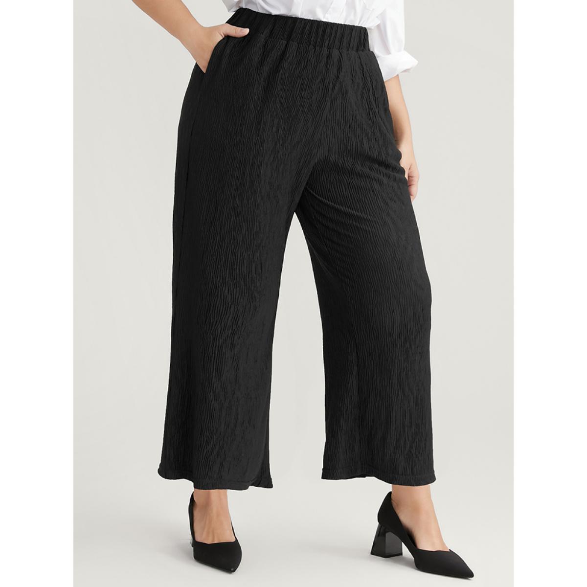 Plus Size Solid Pocket Textured Elastic Waist Pants Women Black Casual Mid Rise Dailywear Pants BloomChic 14-16/1X Product Image