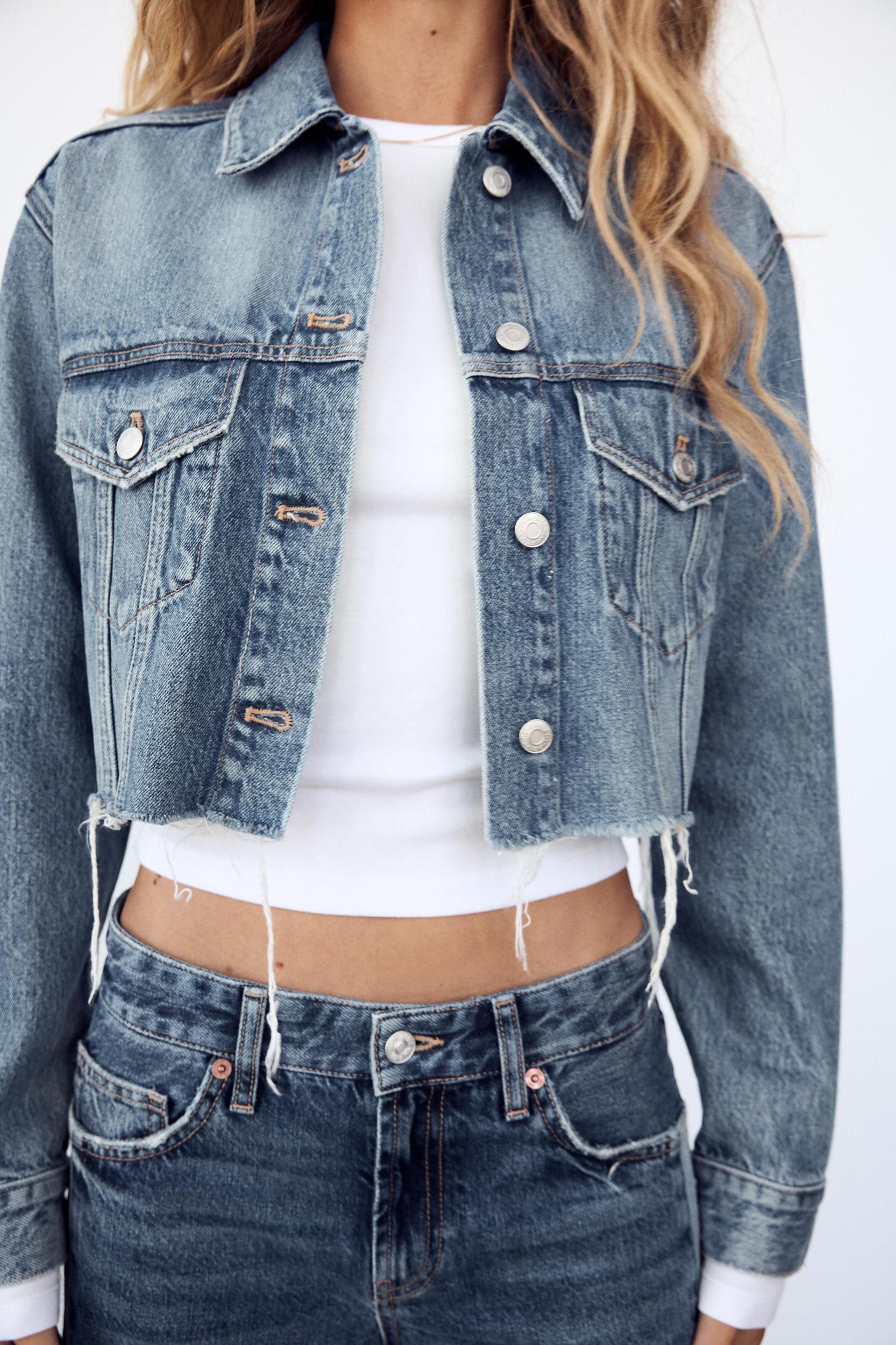 CROPPED DENIM JACKET Product Image