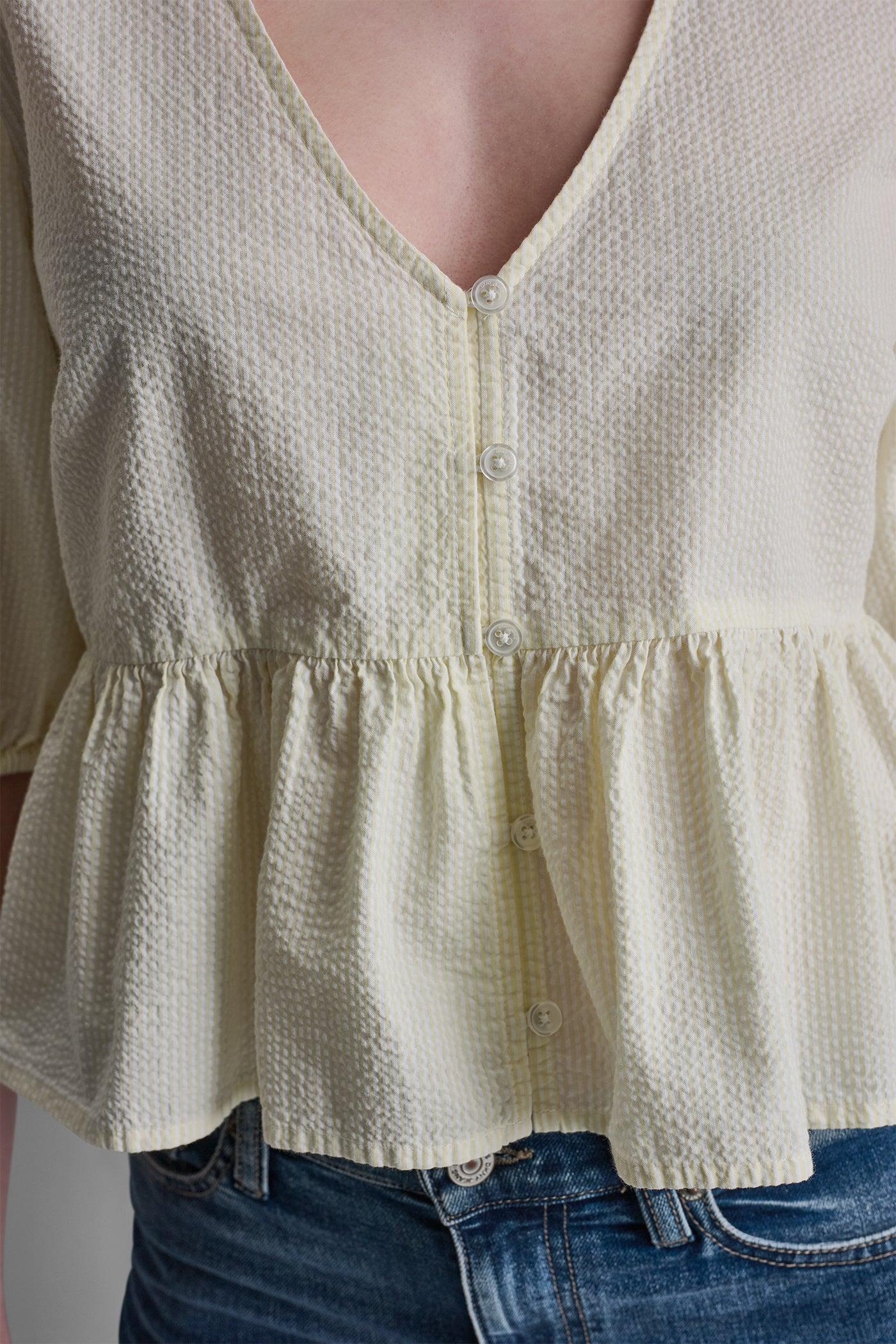 PUFF SLEEVE V-NECK SHIRT Product Image