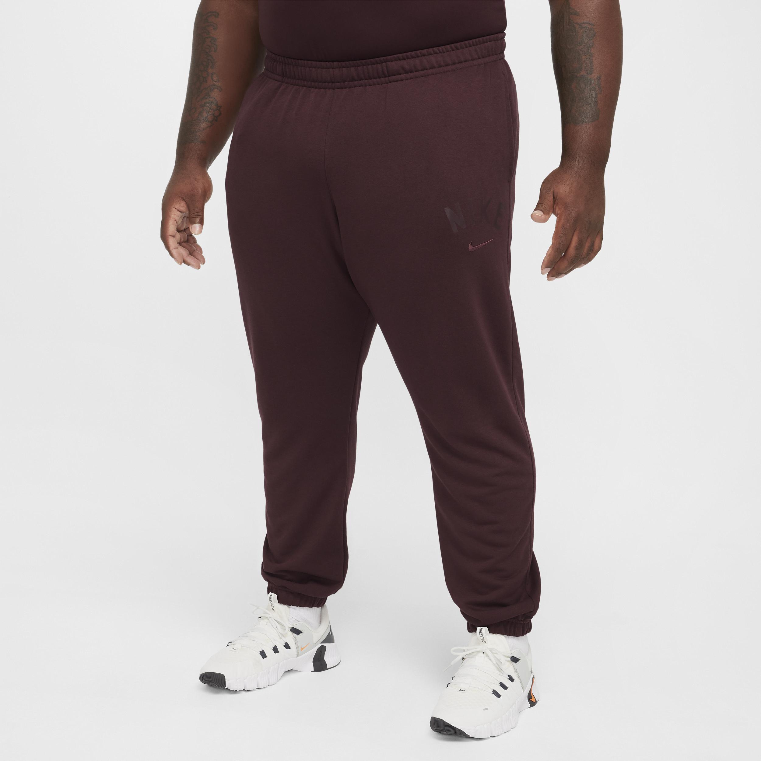Nike Swoosh Men's Dri-FIT Fleece Fitness Joggers Product Image