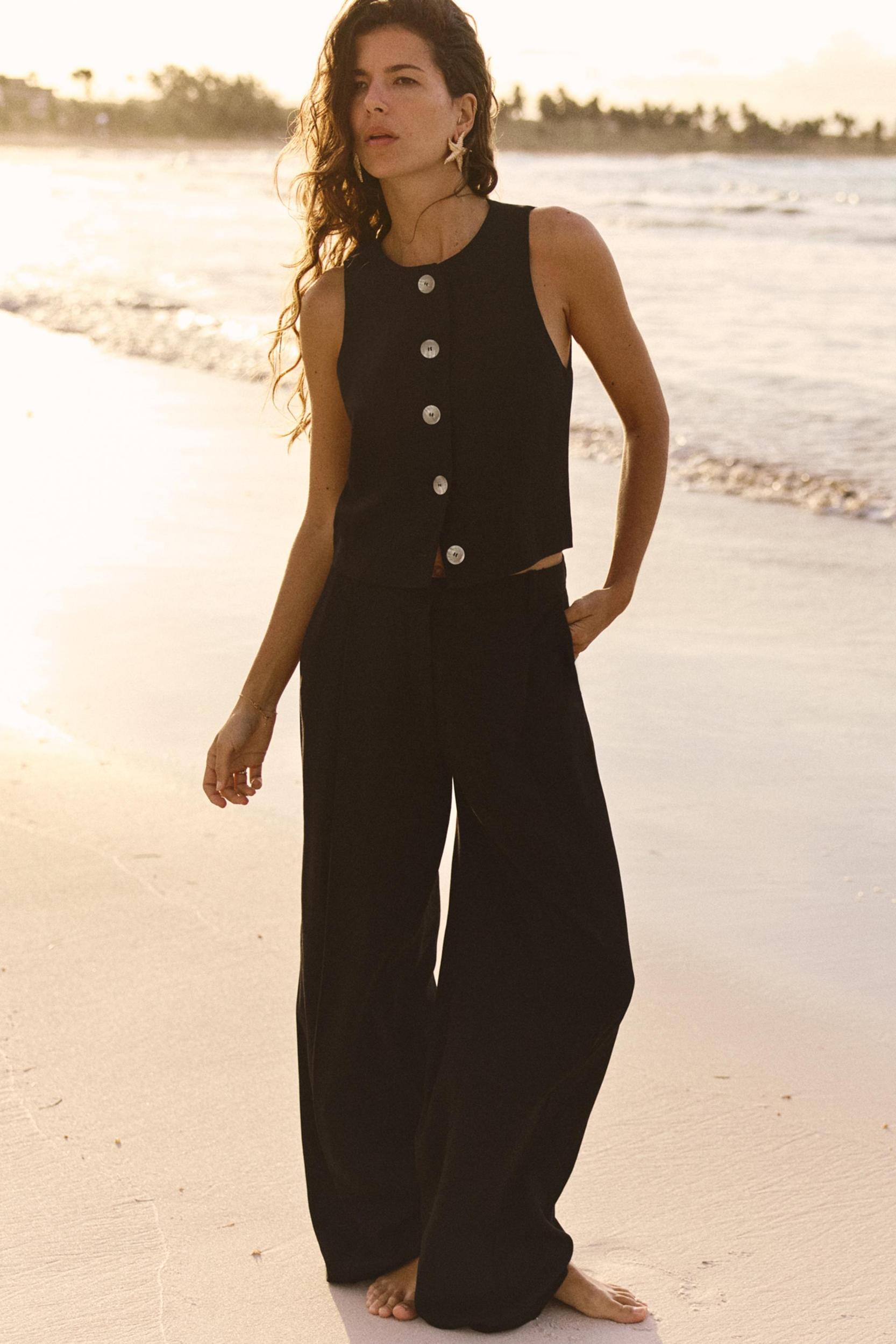 WIDE LEG PANTS WITH DARTS Product Image