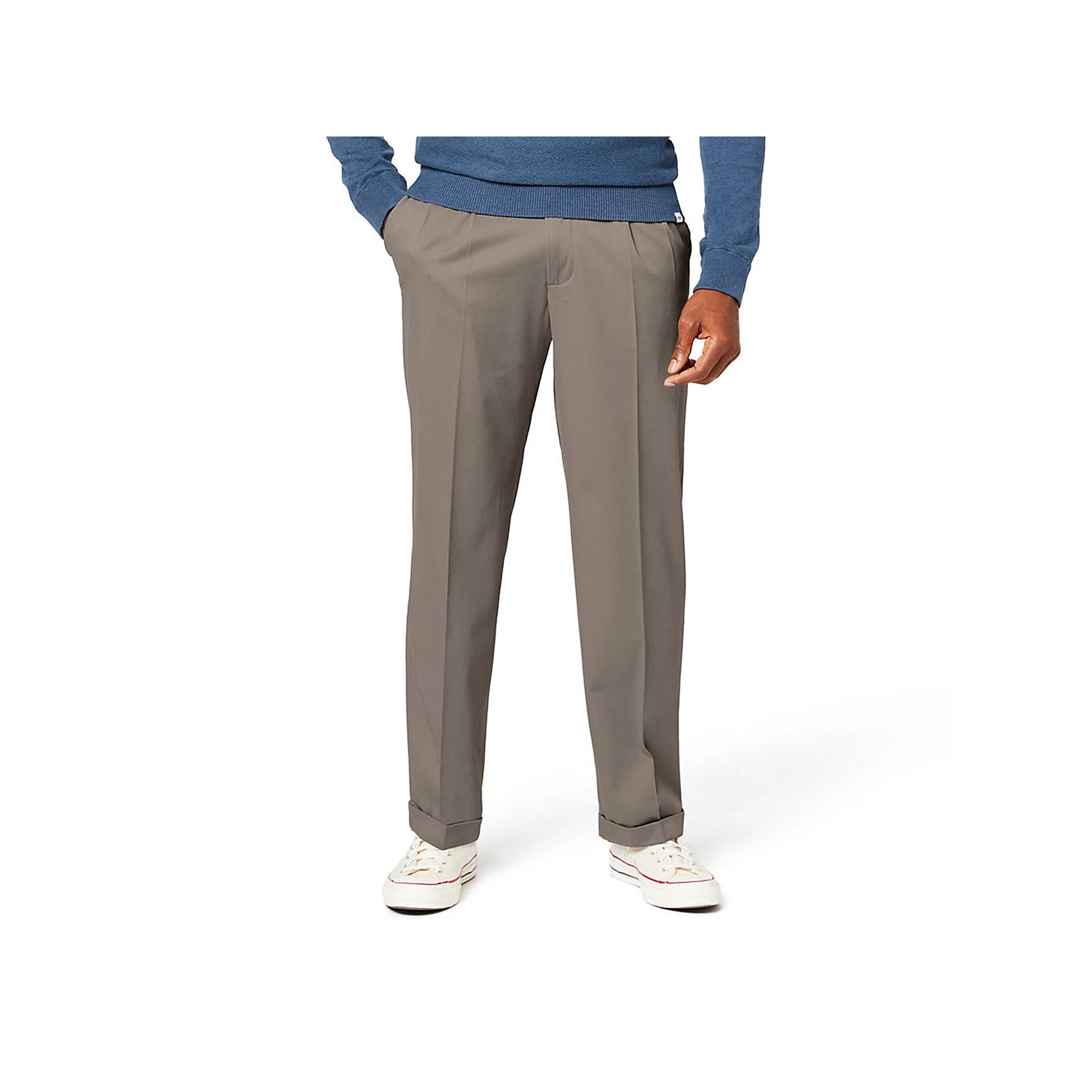 Men's Dockers® Relaxed Fit Comfort Stretch Pleated Cuffed Khaki Pants,  Product Image