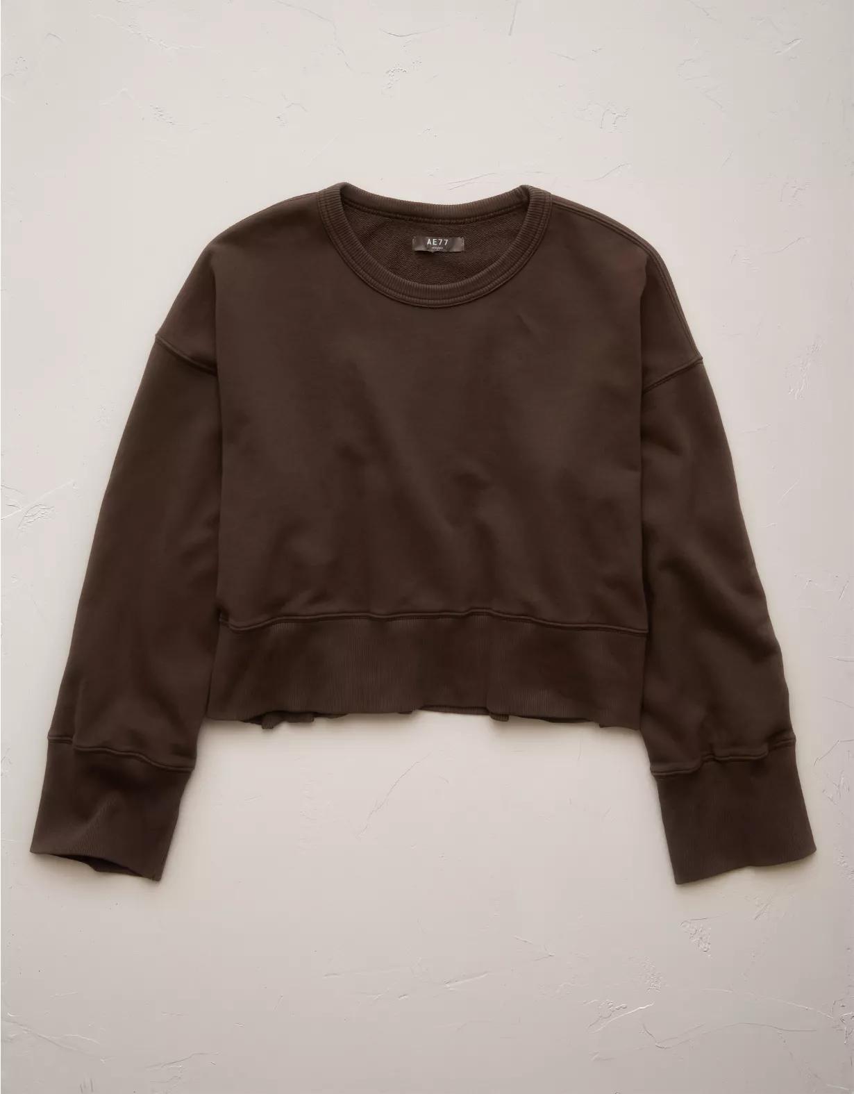 AE77 Premium Relaxed Cropped Sweatshirt Product Image