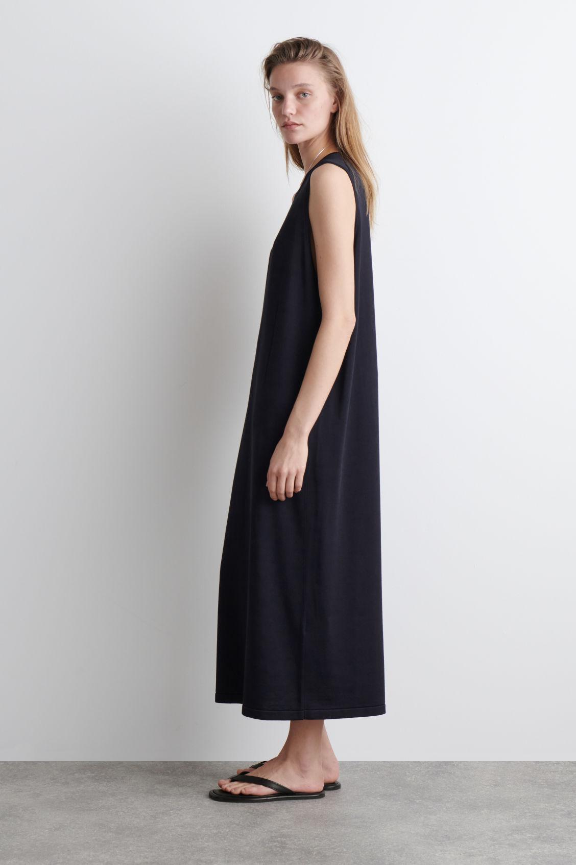 KNITTED COTTON MIDI DRESS Product Image