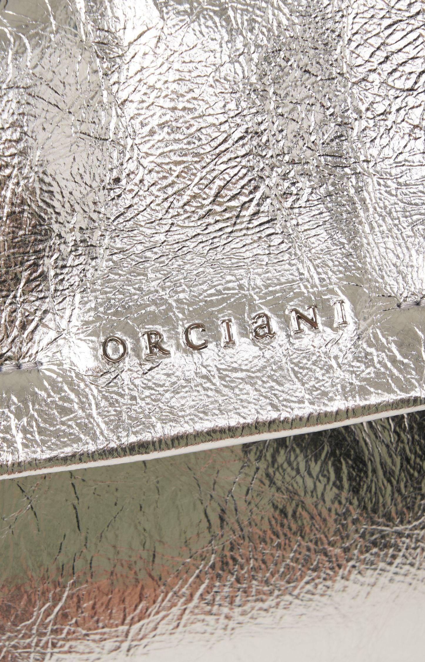 Shoulder bag in metallic look Product Image