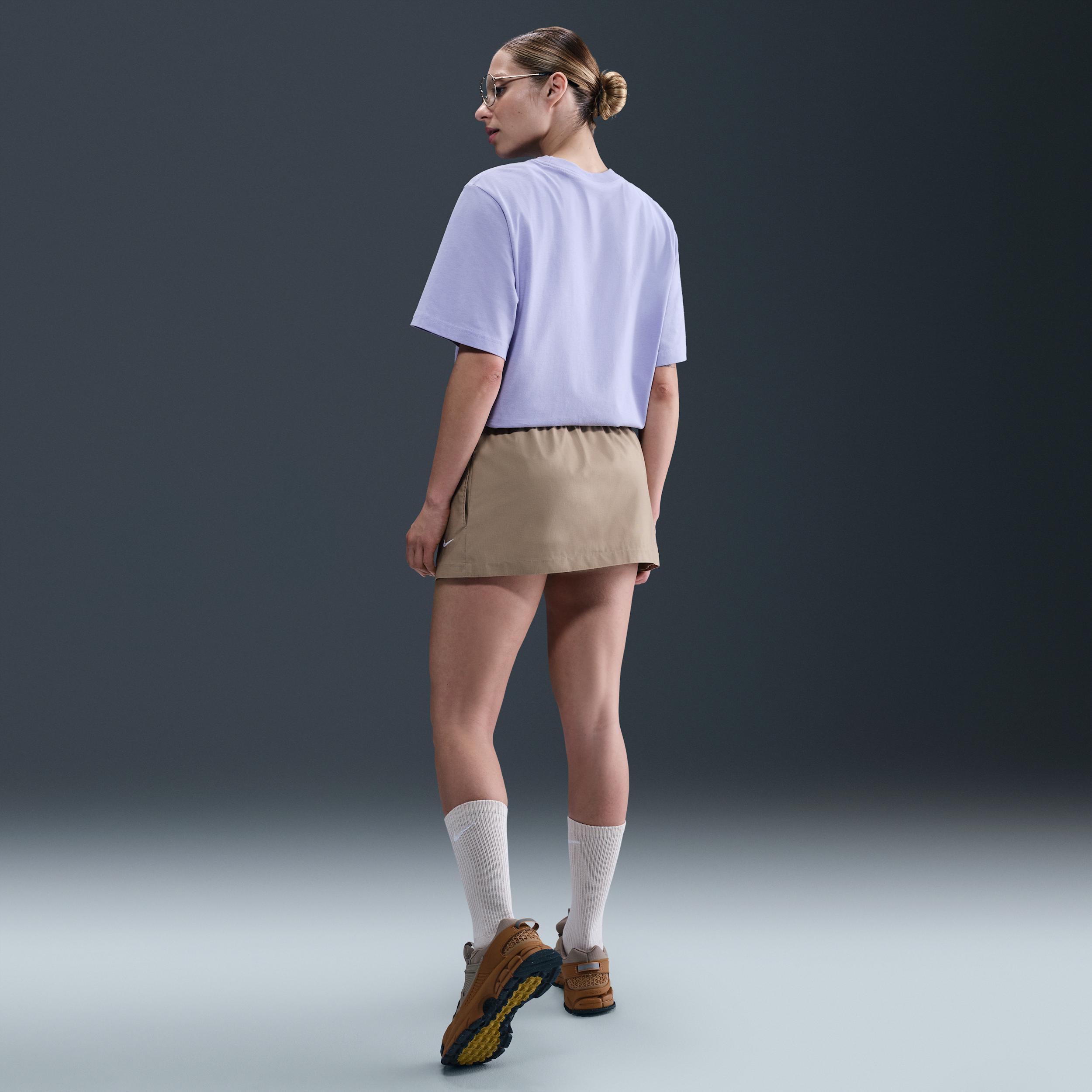 Women's Nike Sportswear Essential Graphic T-Shirt Product Image