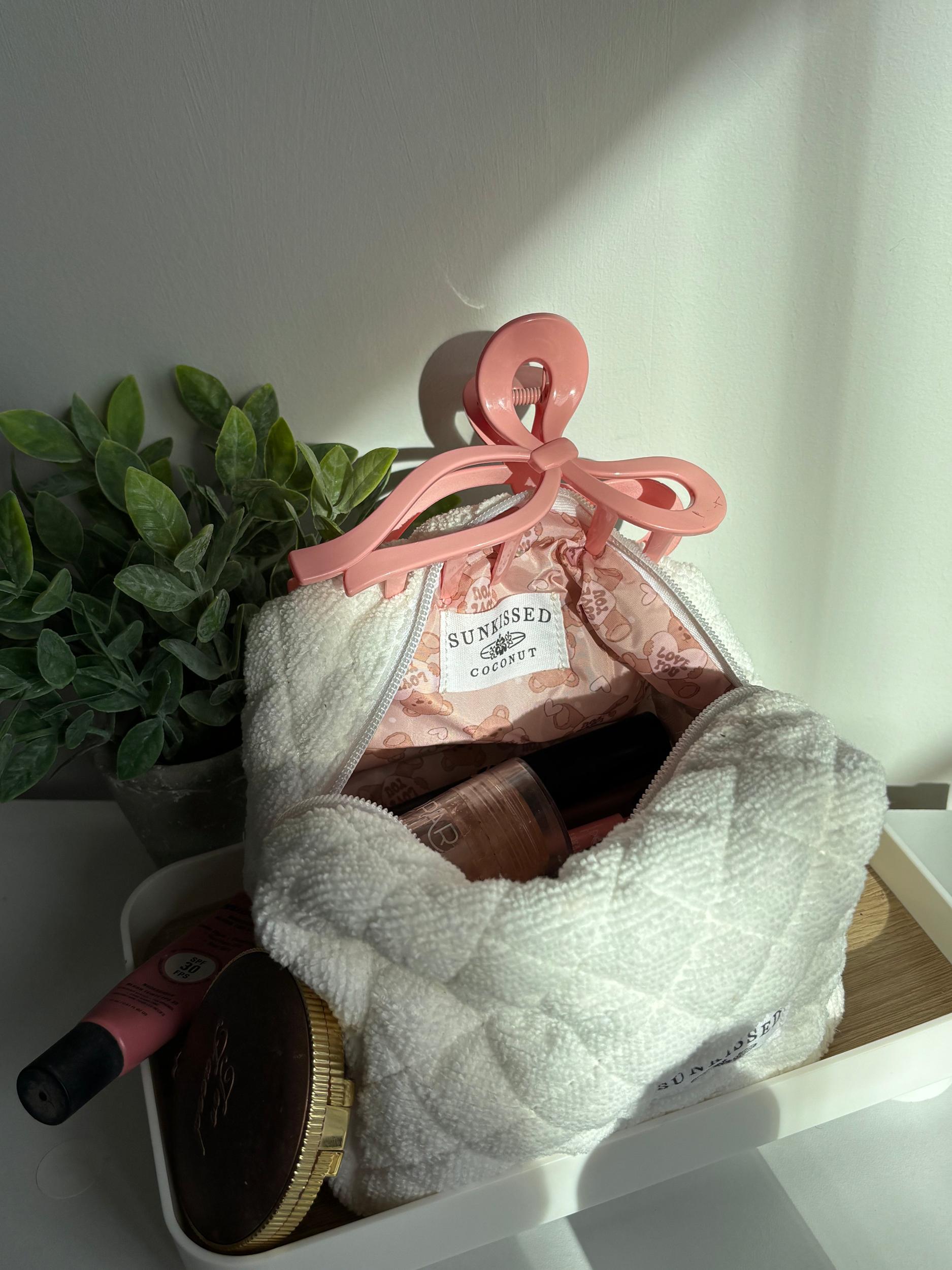 Small Teddy Bear Quilted Handmade Travel Bag Product Image