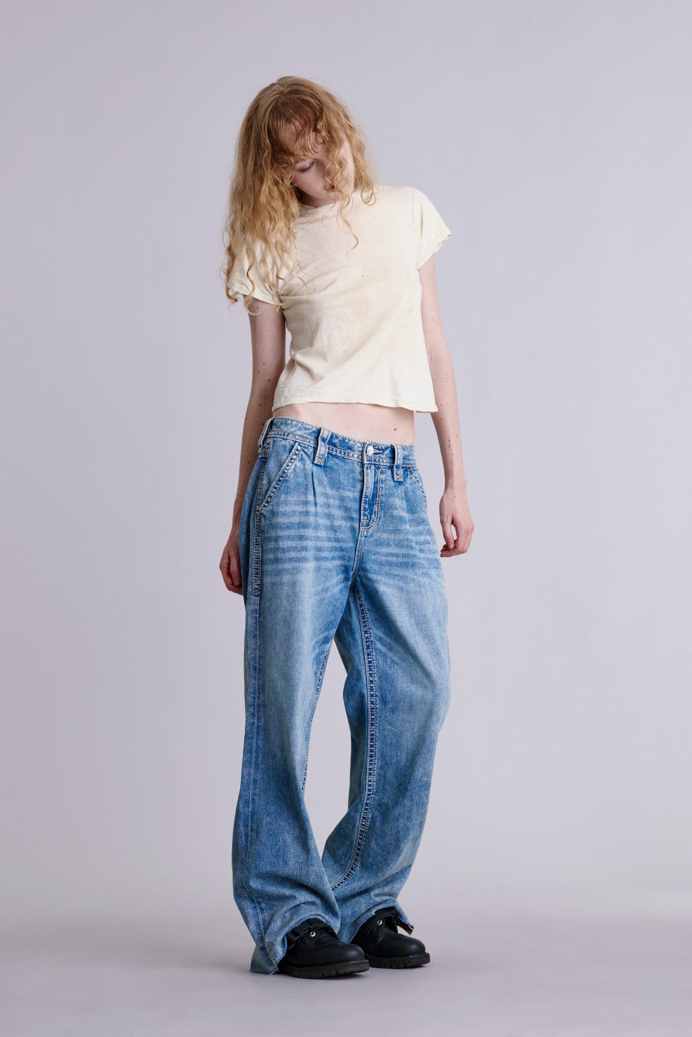 Alivia Relaxed Wide-Leg Jeans Female Product Image