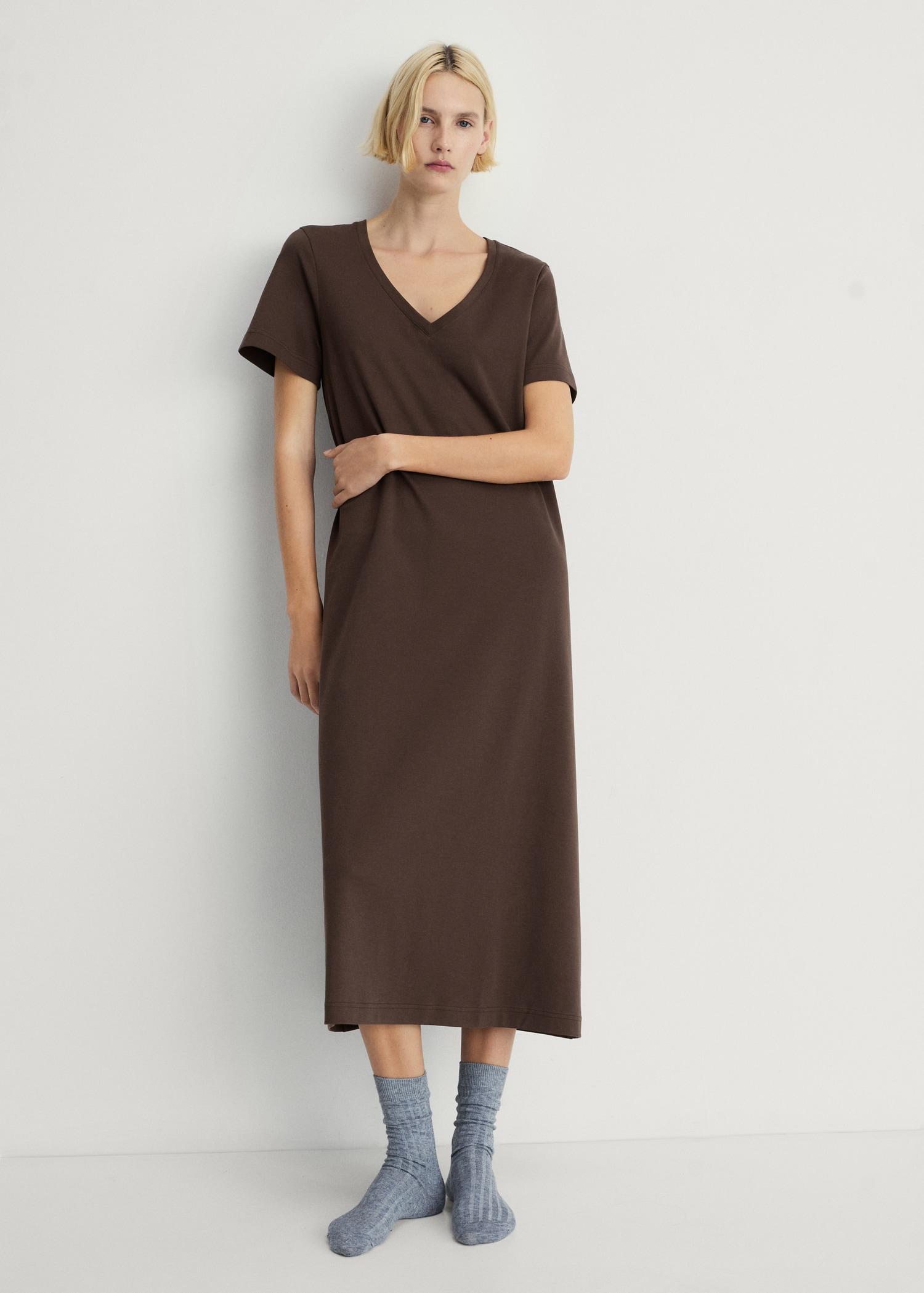 Plain cotton nightgown - Women | MANGO USA Product Image