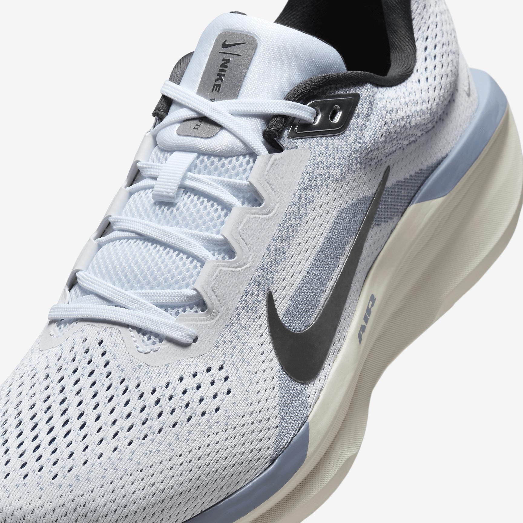 Nike Winflo 11 Men's Road Running Shoes Product Image