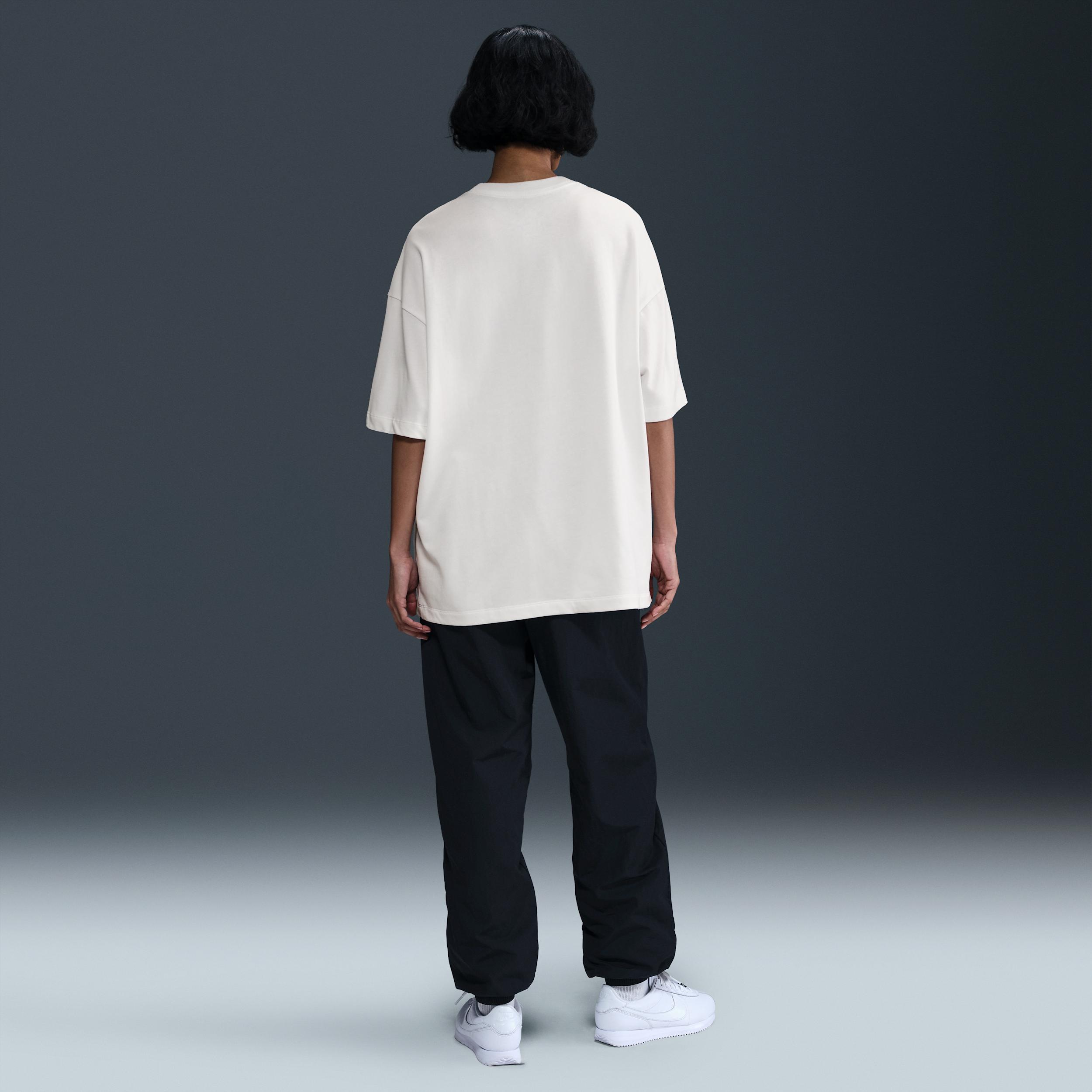 Nike Sportswear Essential Women's Oversized T-Shirt Product Image