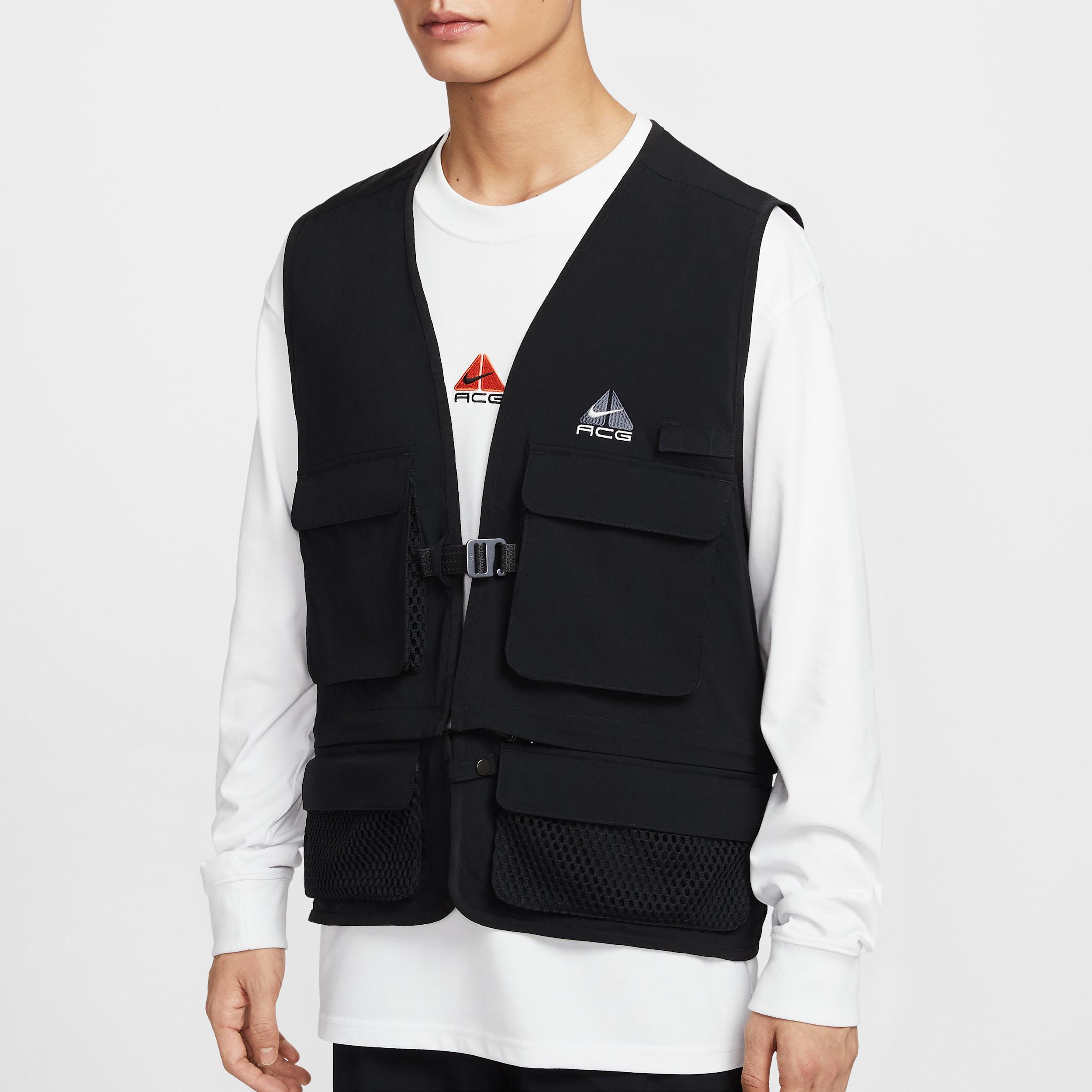 Men's Nike ACG Iguana" Vest in Black Product Image