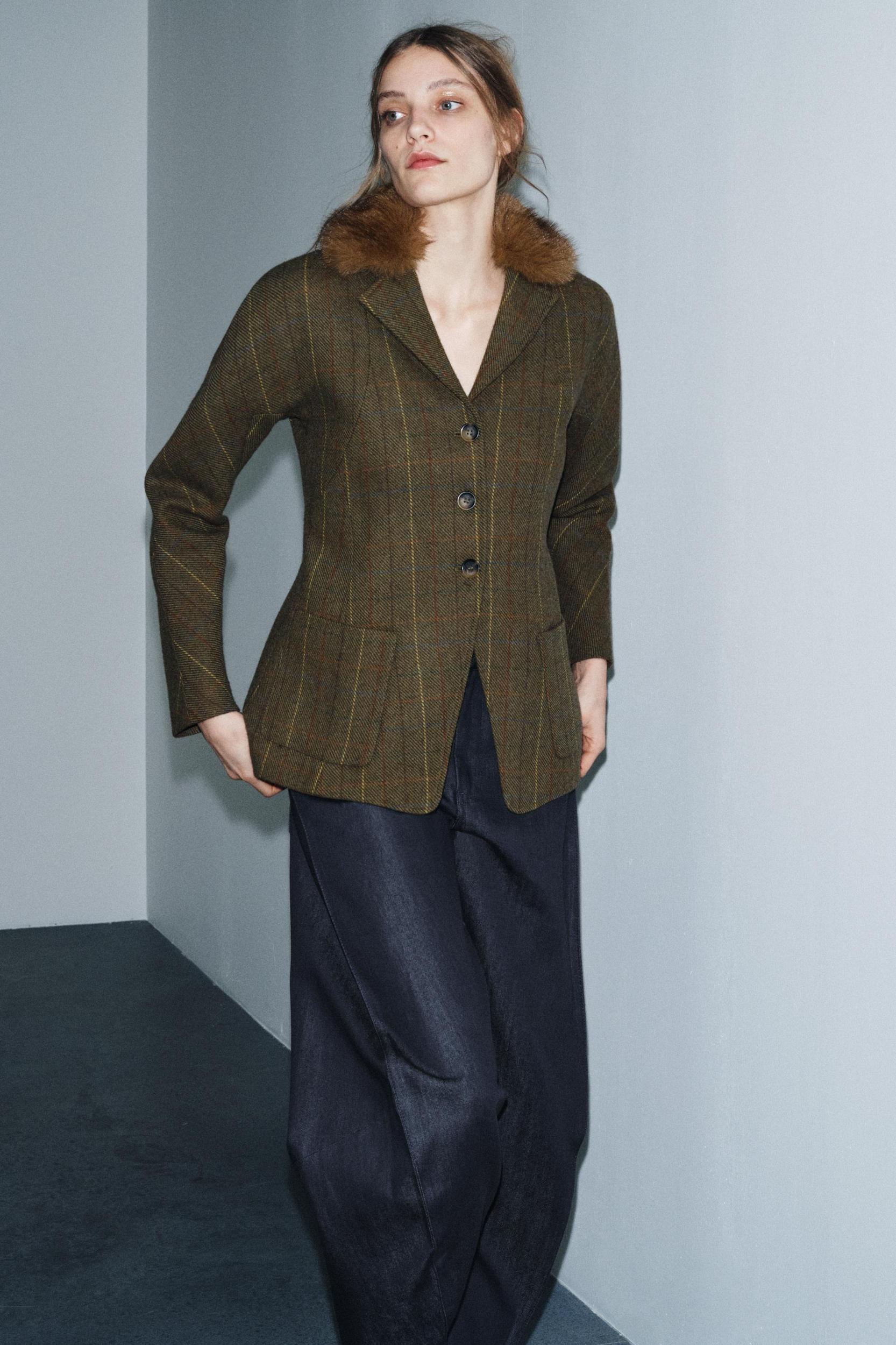 WOOL BLEND BLAZER ZW COLLECTION Product Image