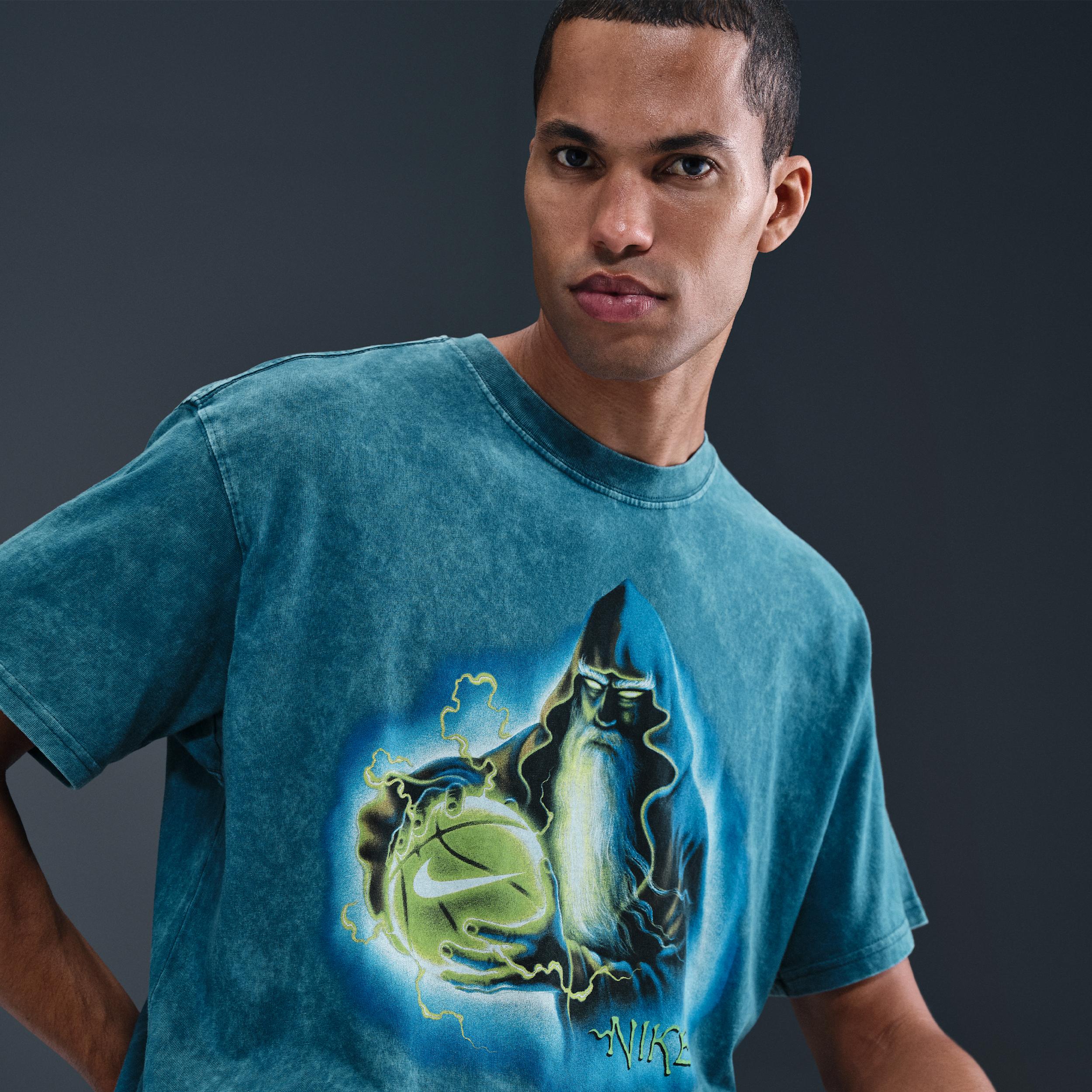 Nike Men's Basketball T-Shirt Product Image