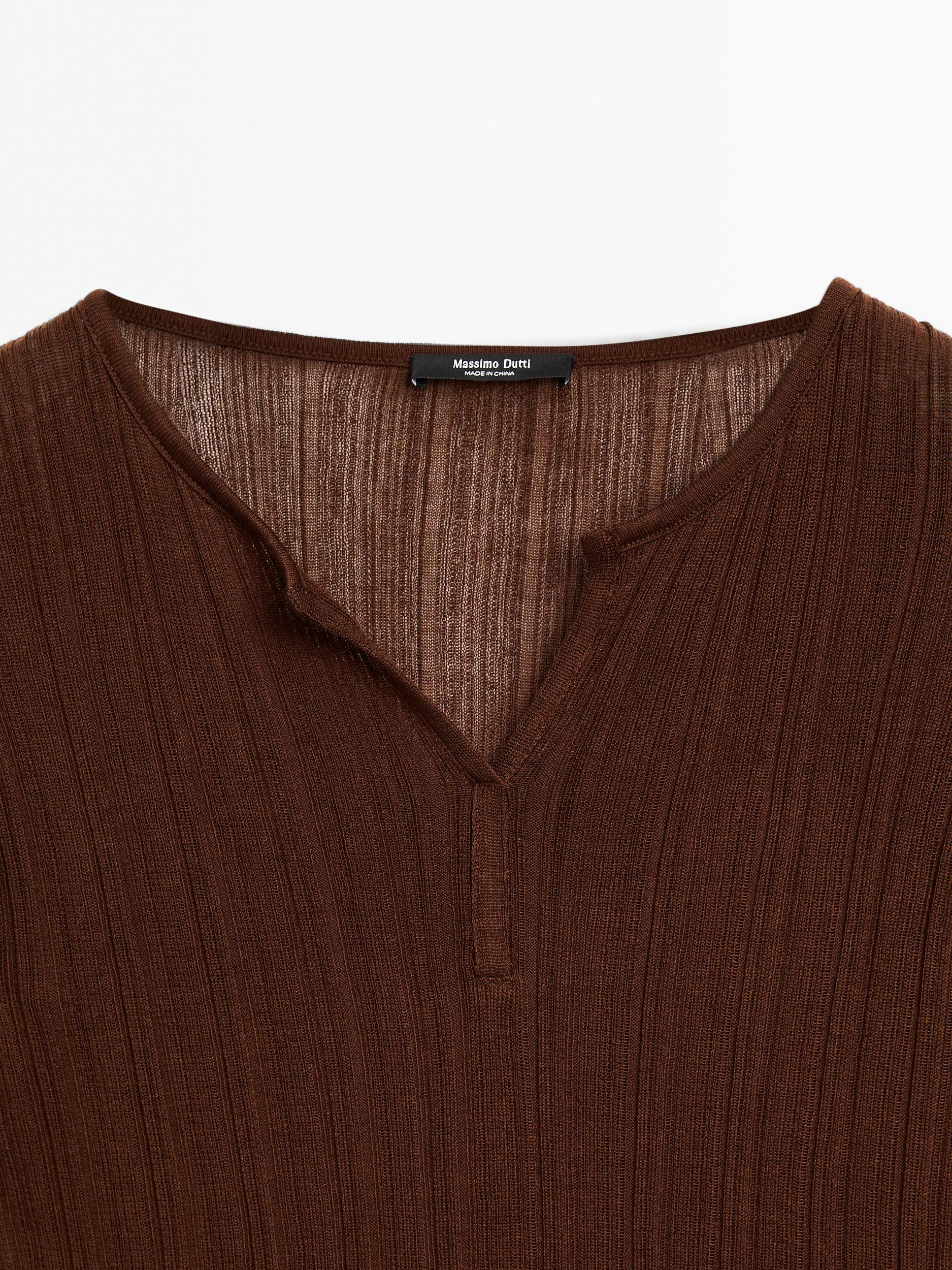 Long sleeve ribbed T-shirt Product Image