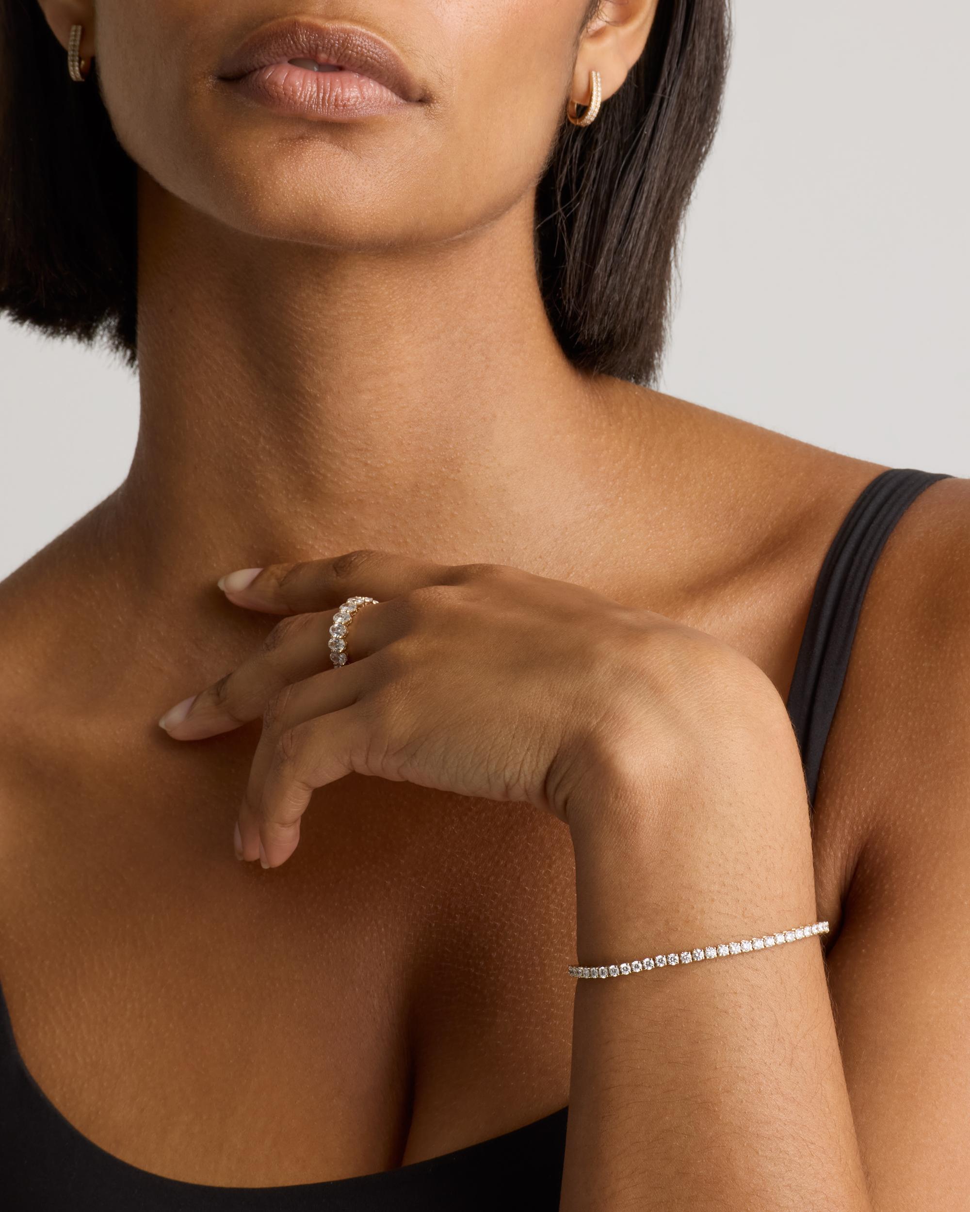 Quince | Women's Lab Grown Diamond Oval Eternity Band Rings Product Image