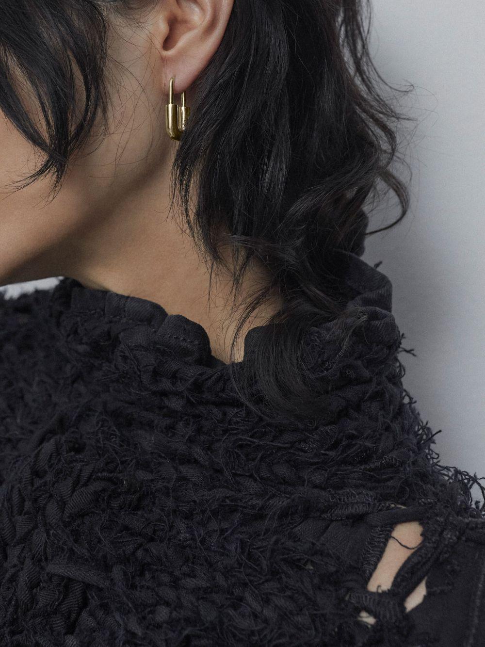 Alte Schoenhauser single earring Product Image