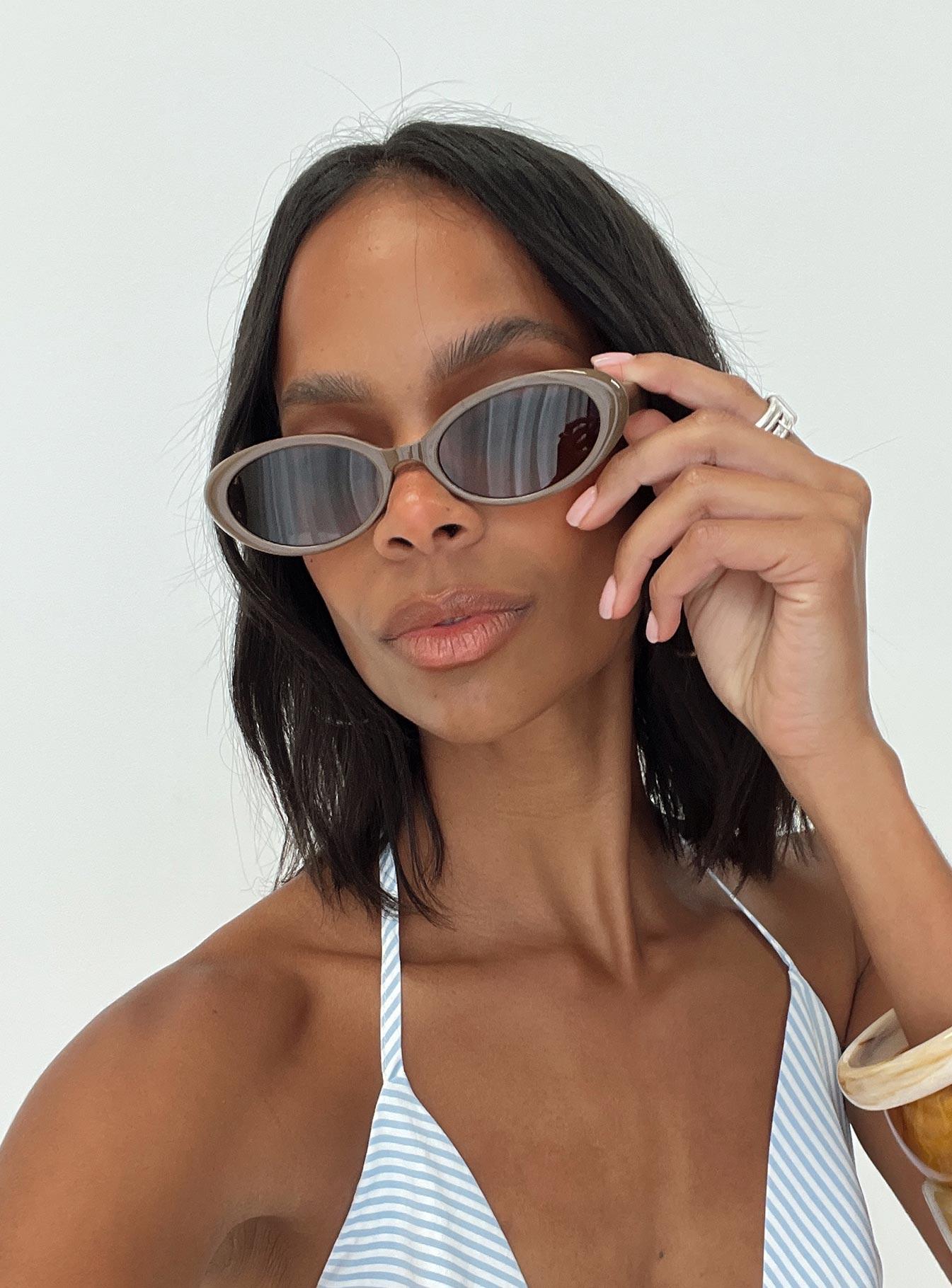 Beenna Sunglasses Brown Product Image