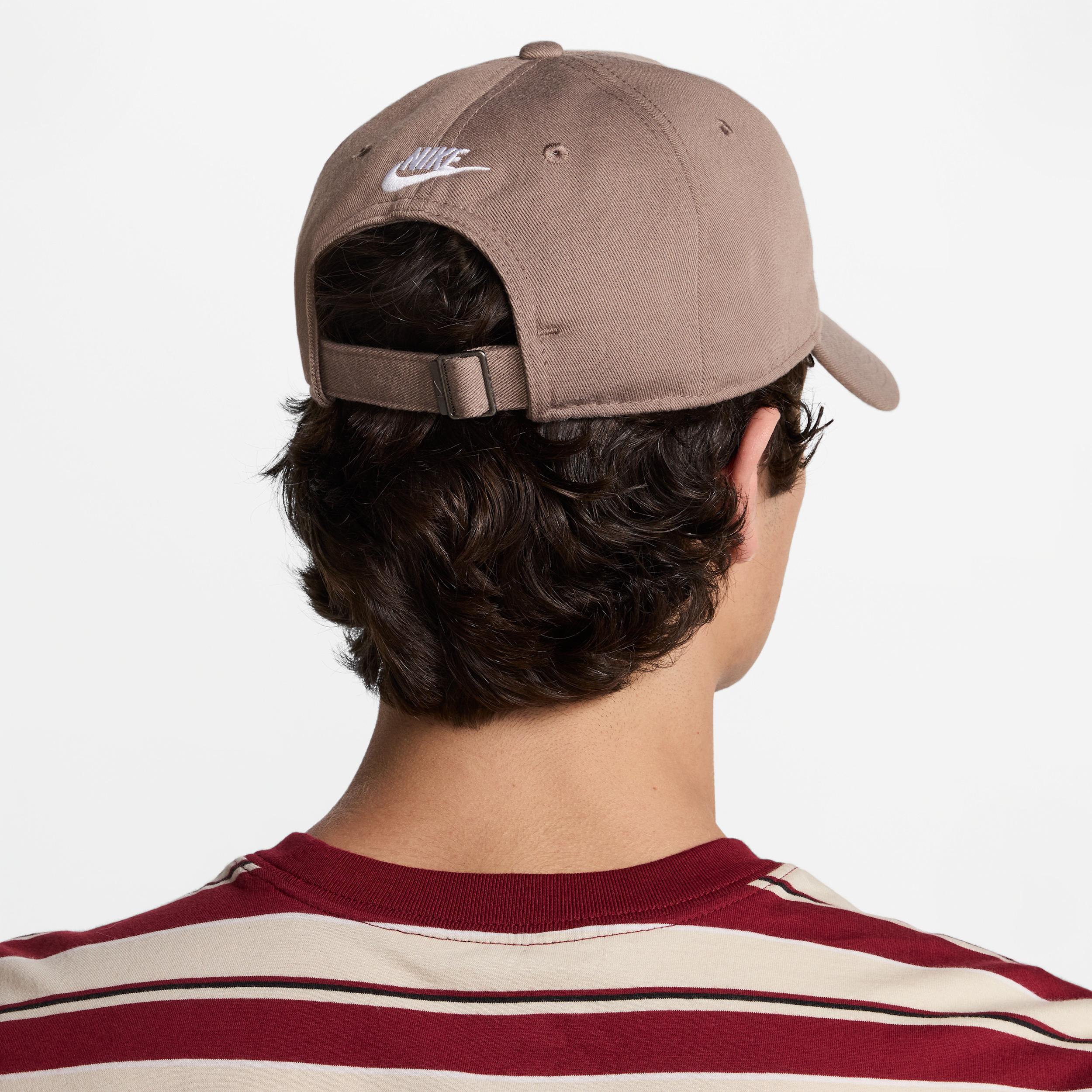 Nike Unisex Club Unstructured JDI Cap Product Image