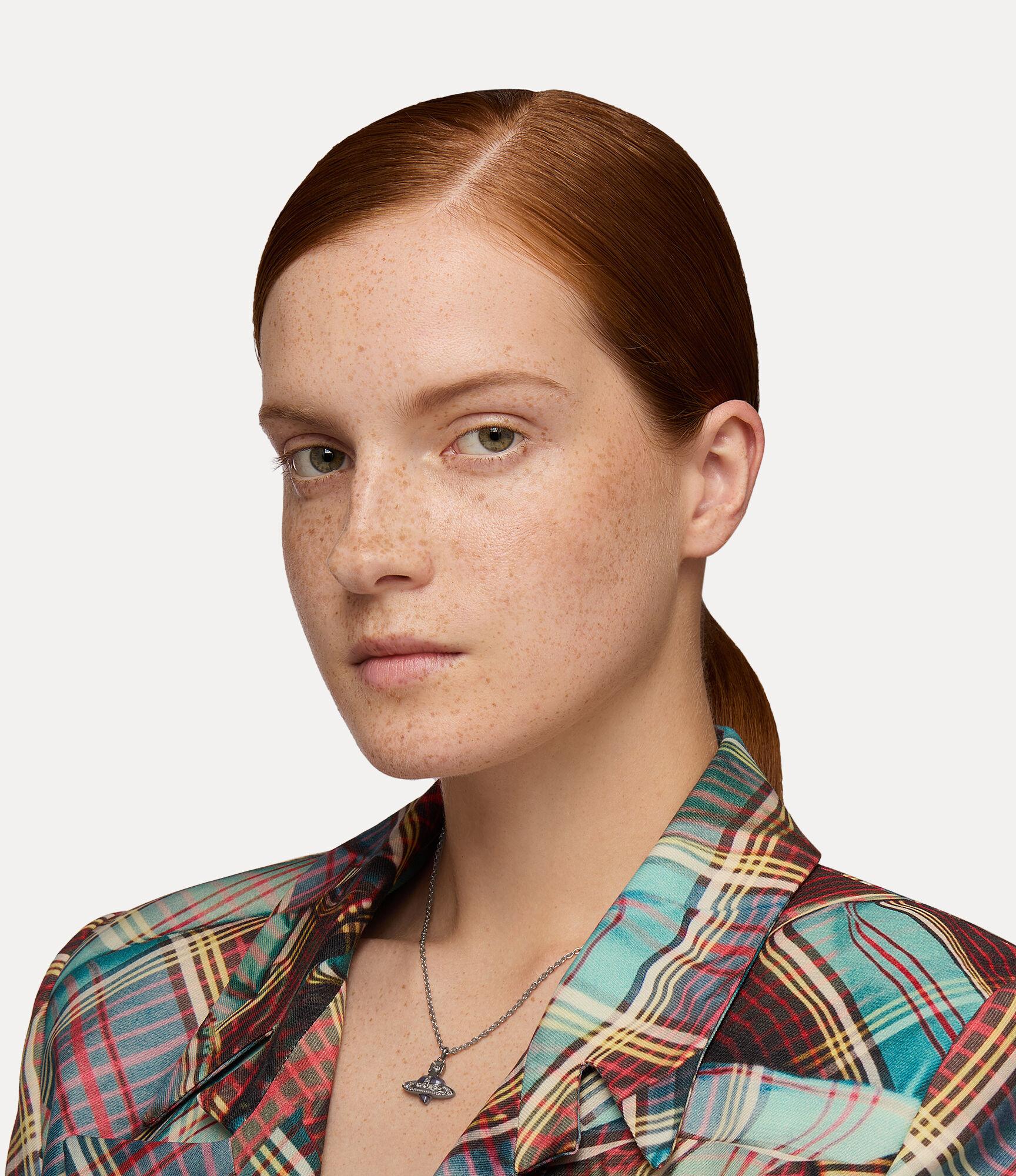 Man. Diamante Heart Pendant Necklace Product Image