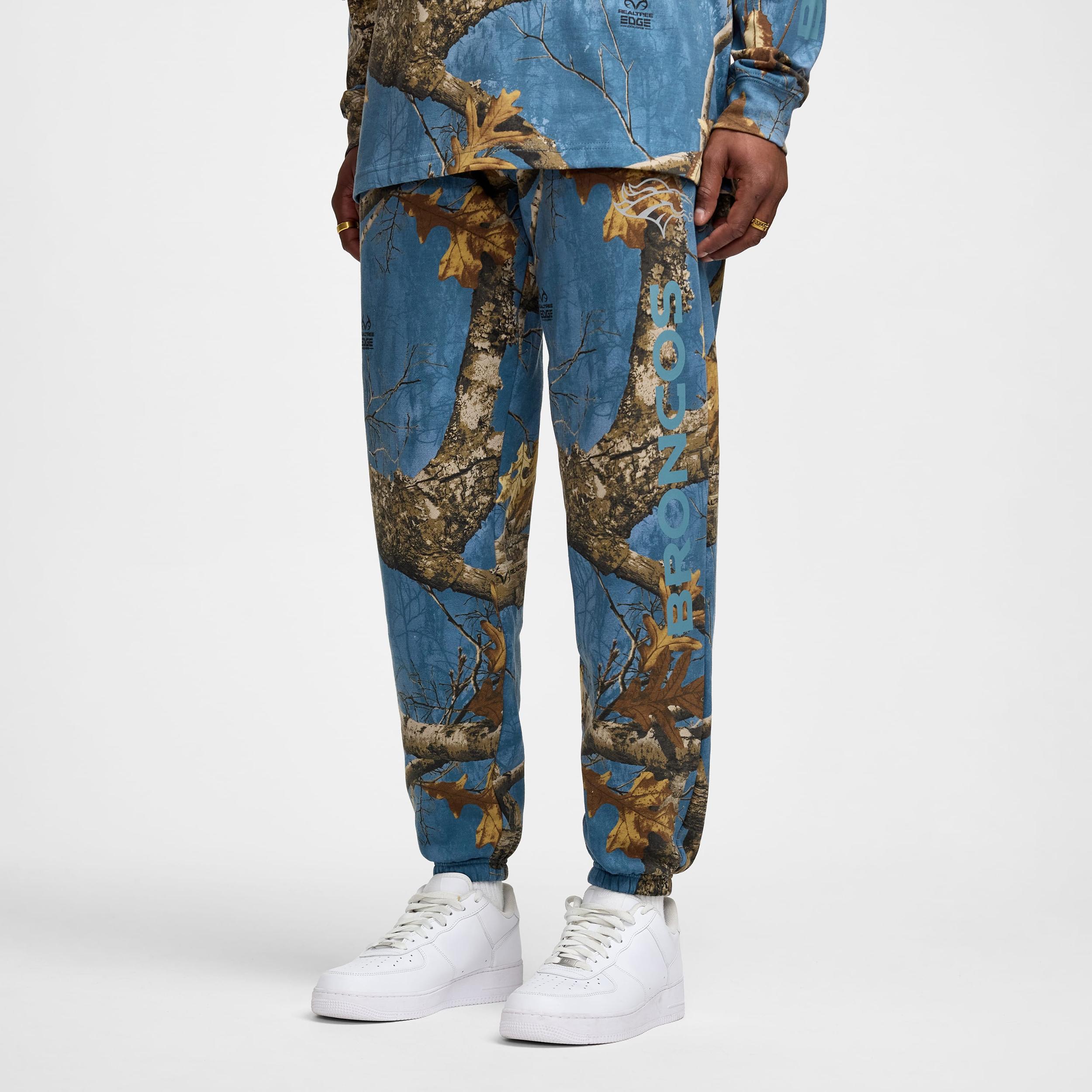 Buffalo Bills Realtree Sweatpants Male Product Image