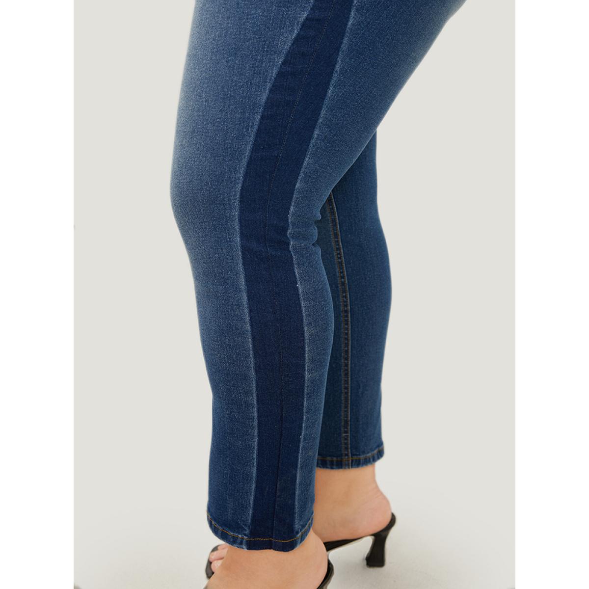 Plus Size Very Stretchy High Rise Medium Wash Contrast Patchwork Jeans Women Blue Casual Patchwork Contrast High stretch Pocket Jeans BloomChic 10/M Product Image