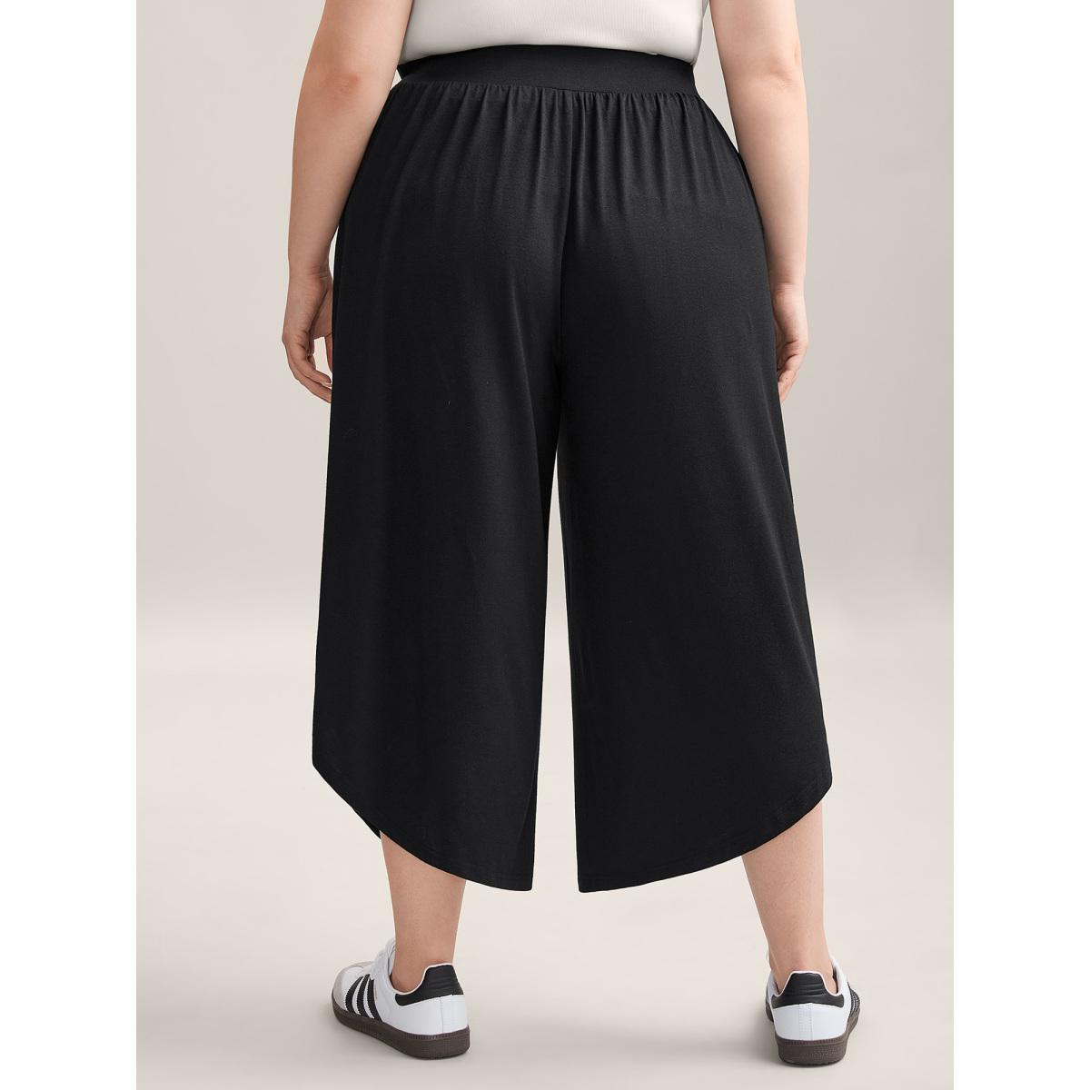 Plus Size Rubber Waist Curved Hem Wide Leg Pants Women Black Casual Wide Leg Mid Rise Everyday-Casual Pants BloomChic 14-16/1X Product Image