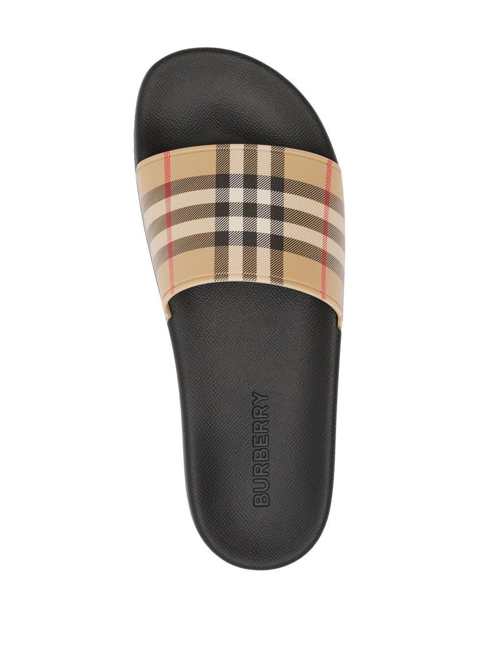 Vintage Check slides Product Image