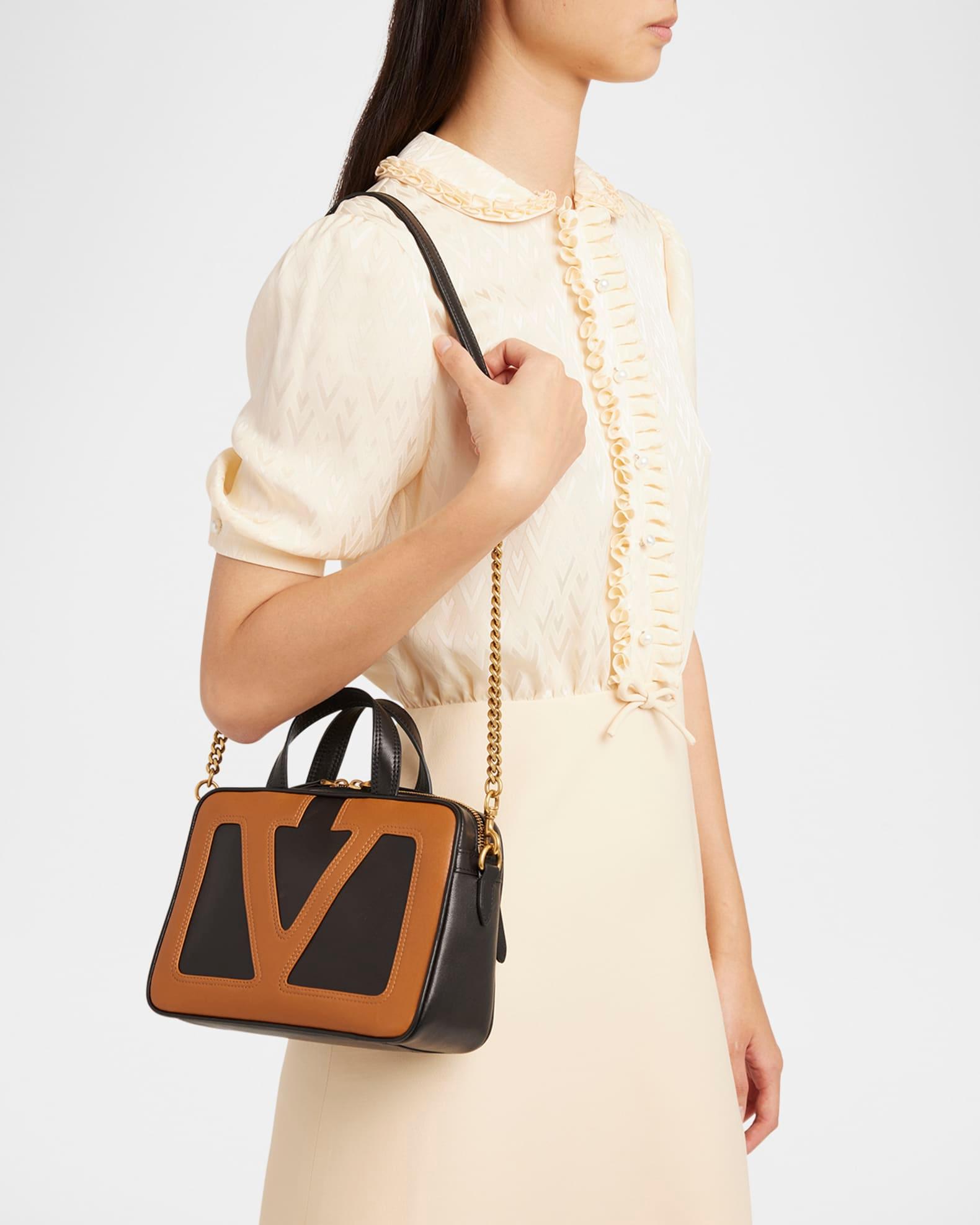 Viva Superstar Small VLOGO Leather Duffle Top-Handle Bag Product Image