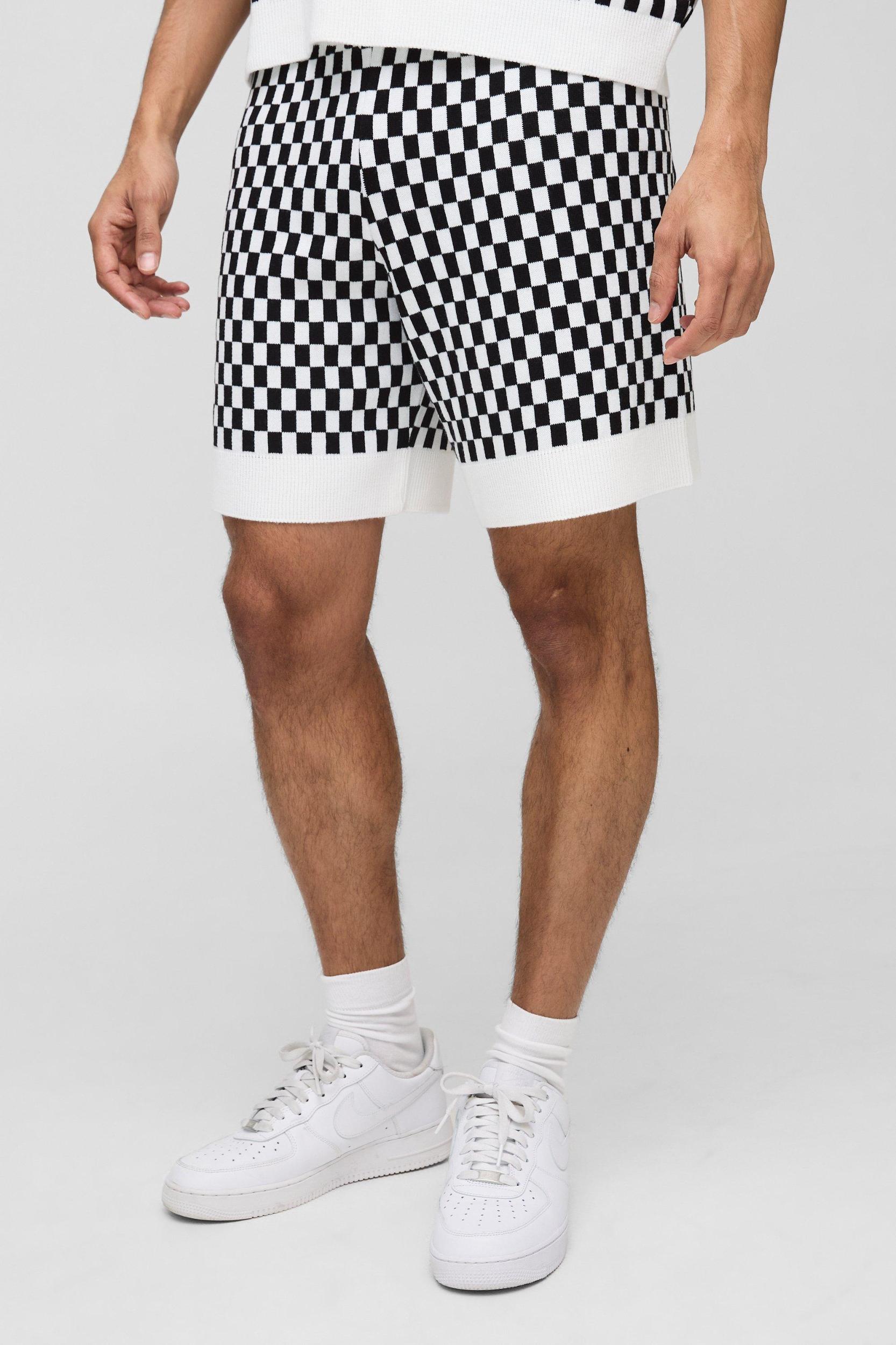 Relaxed Jacquard Plaid Knitted Short | boohooMAN USA Product Image