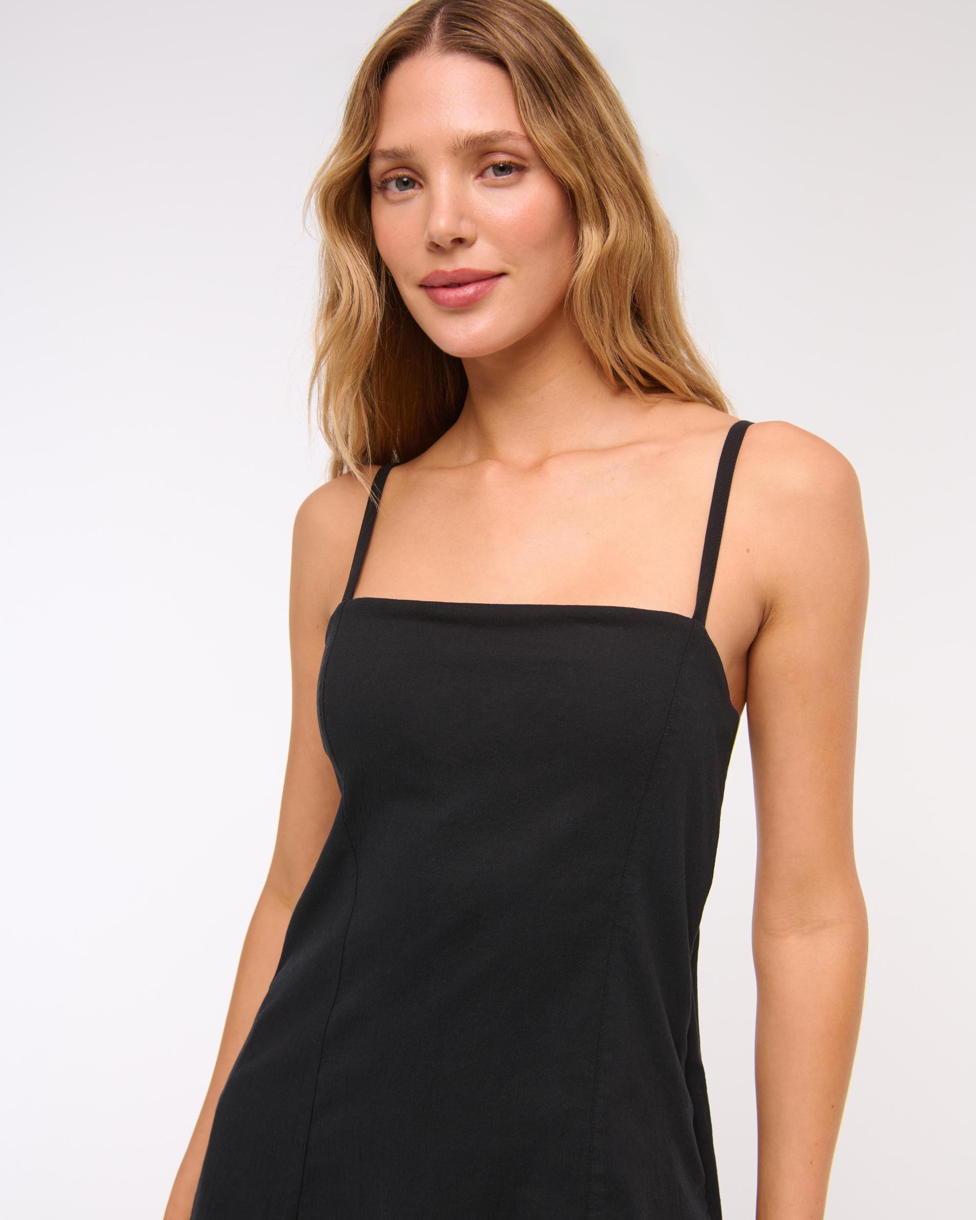 Bra-Free Everyday Skort Product Image