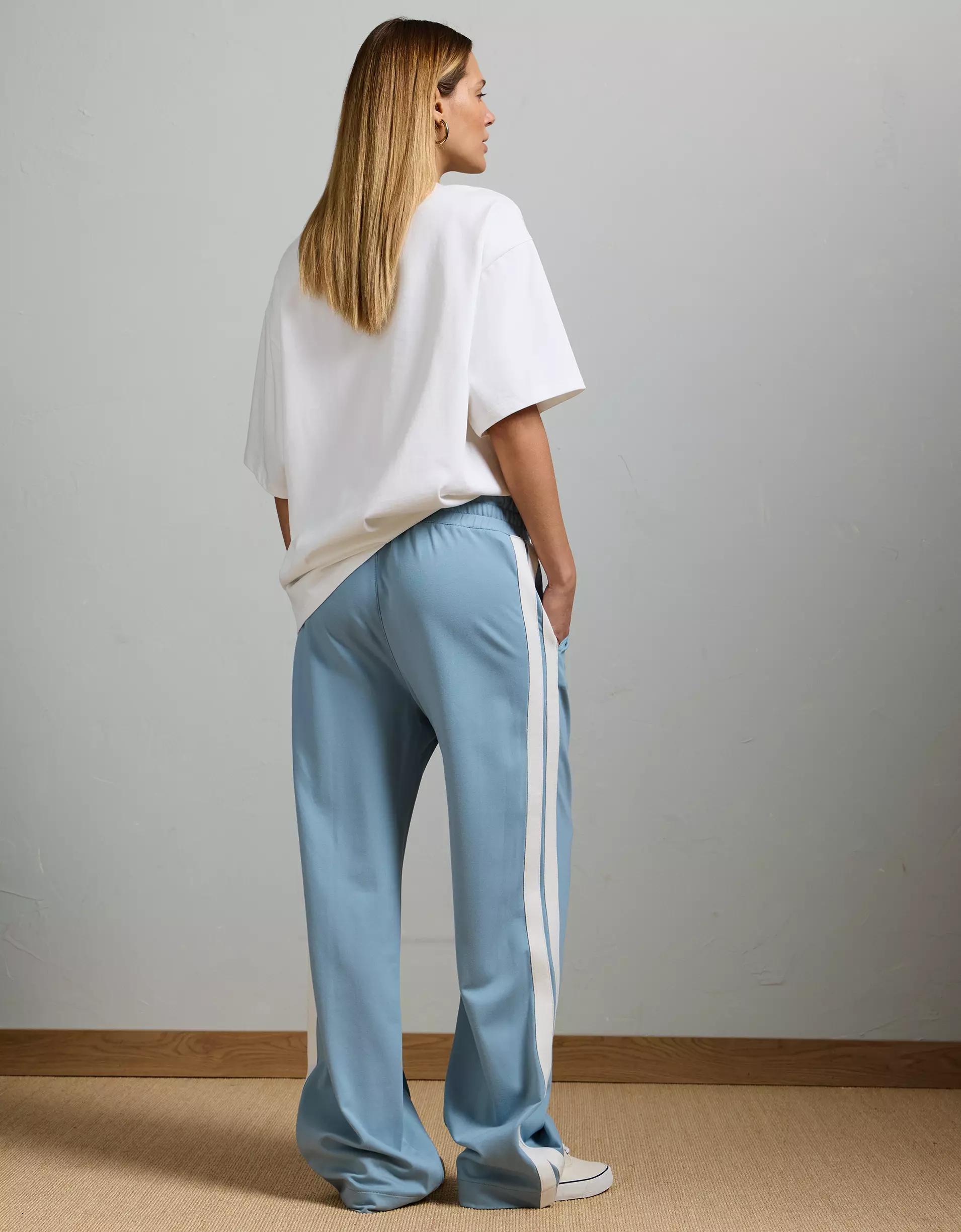 AE77 Premium Straight Track Pant Product Image