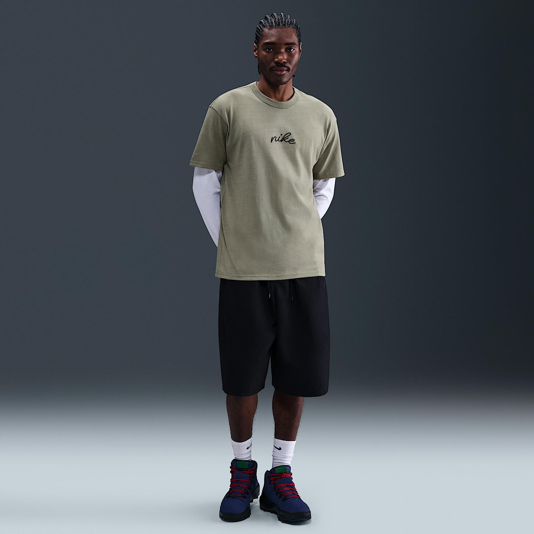 Mens Nike Sportswear Premium Essentials T-shirt | HQ9238-320 Product Image