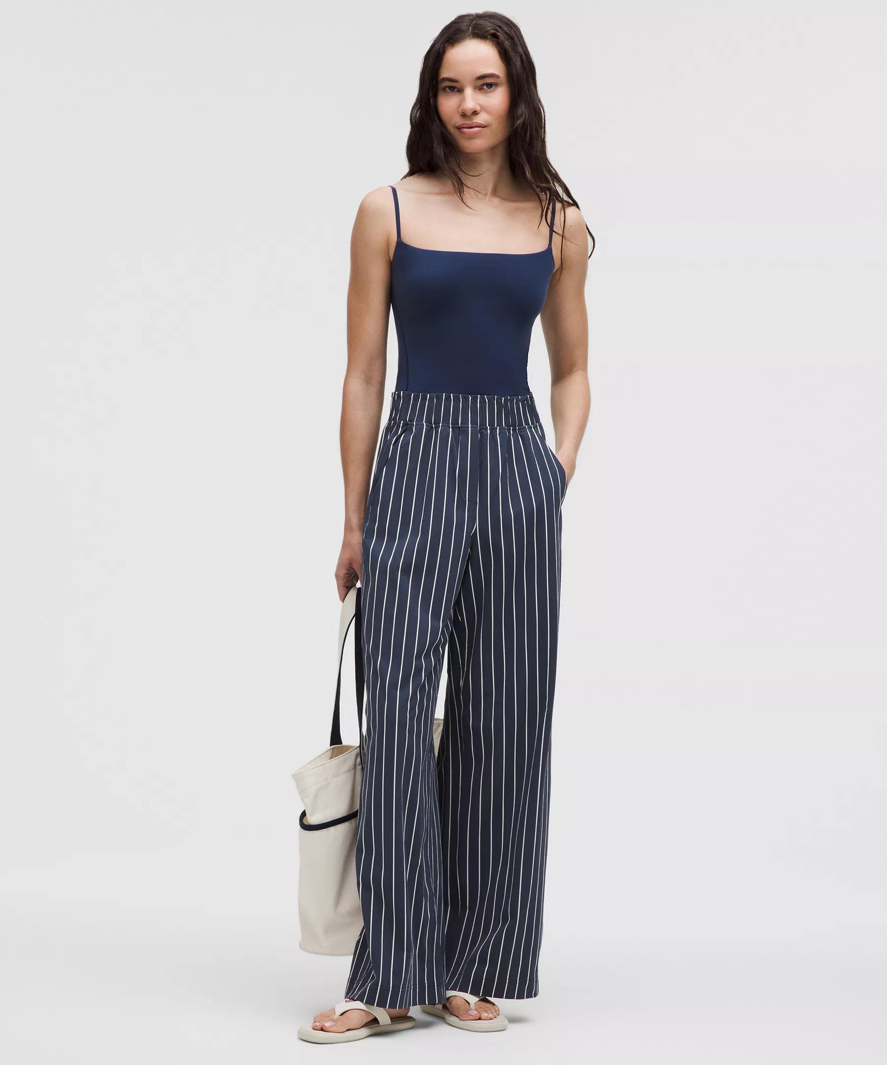 Stretch Woven Ruffle-Waist Wide-Leg Pant Product Image
