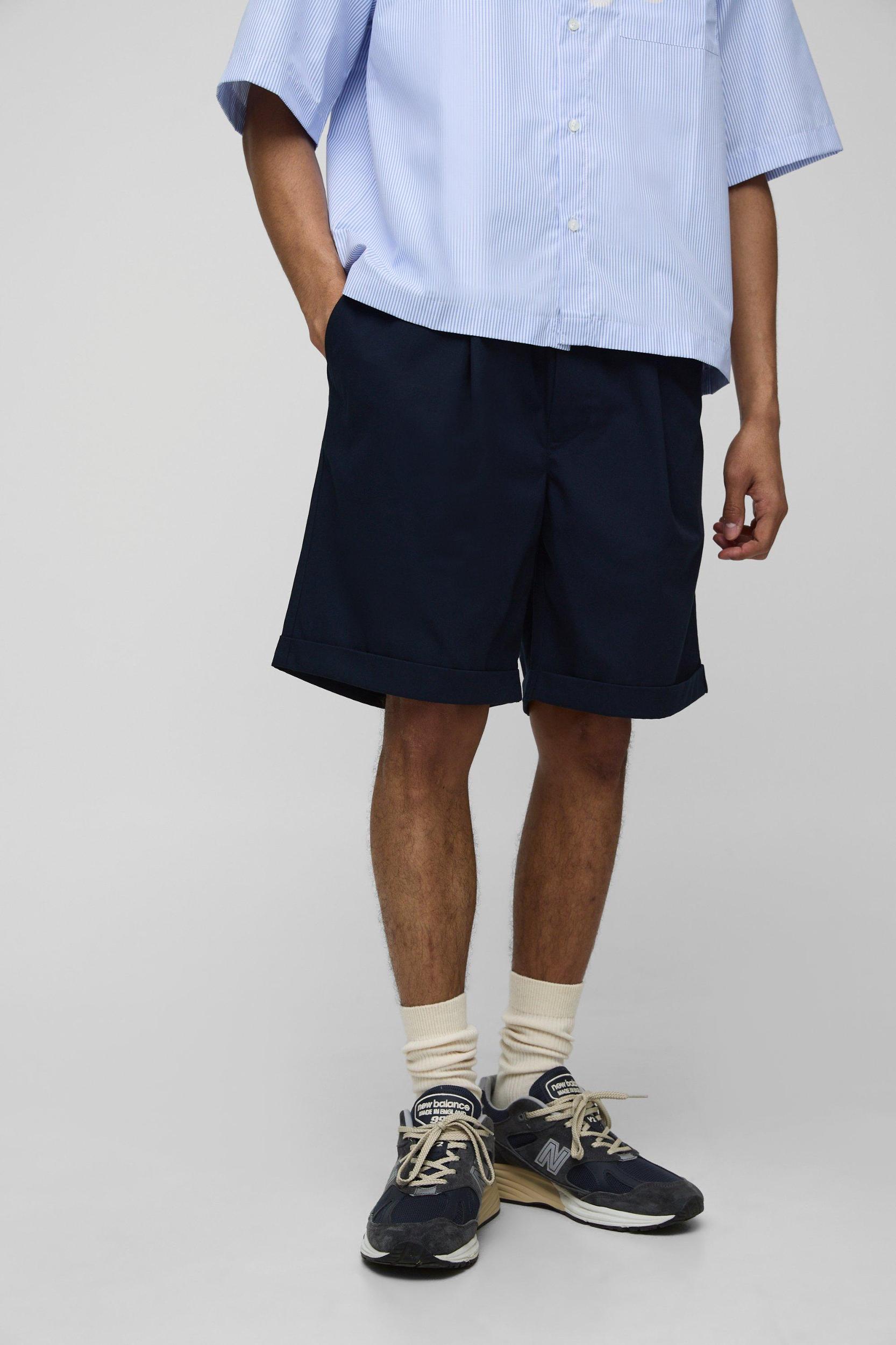 Baggy Fit Pleated Front Shorts | boohooMAN USA Product Image