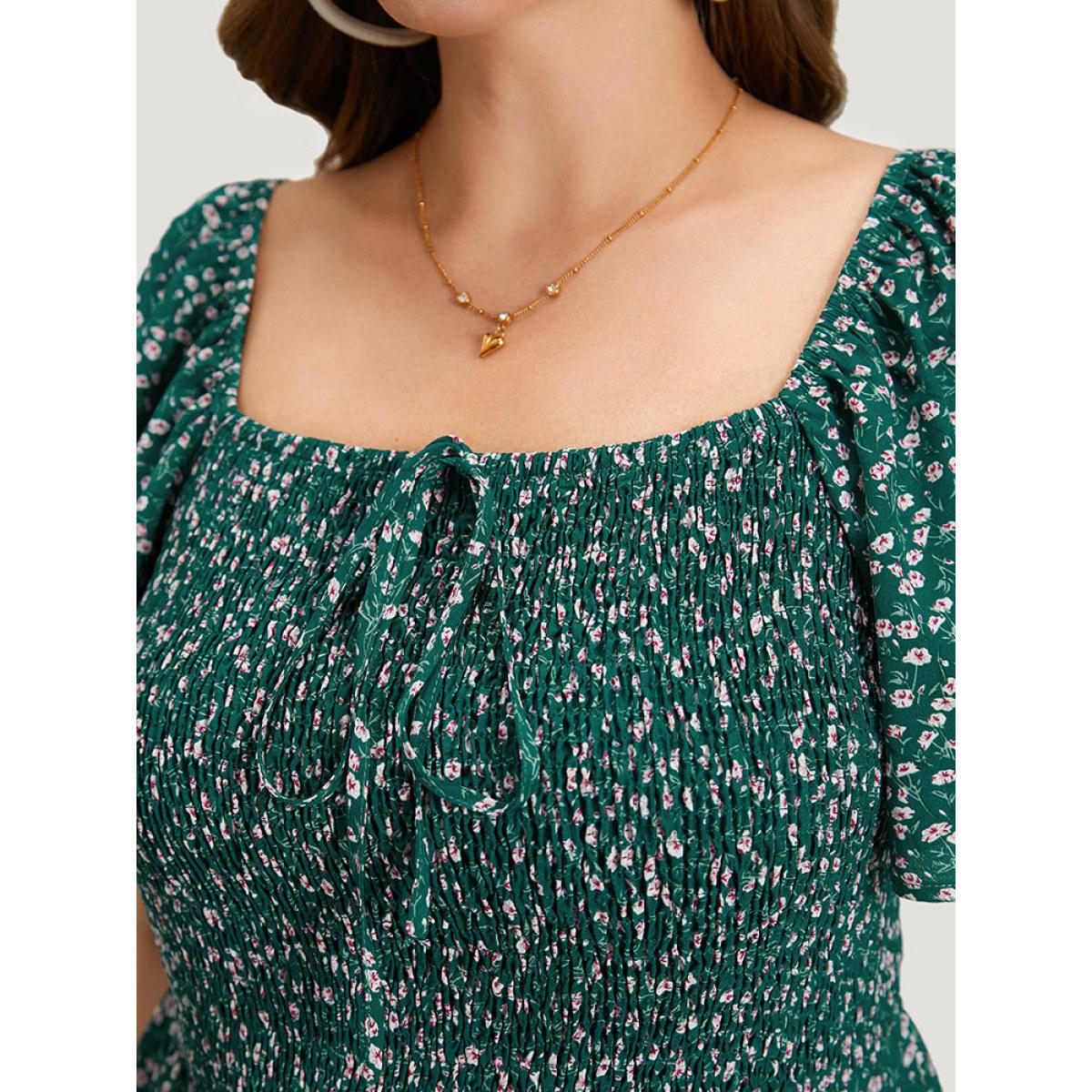 Plus Size Ditsy Floral Shirred Bowknot Pocket Wrap Hem Dress Teal Women Elegant Wrap Square Neck Short sleeve Curvy Midi Dress BloomChic 28/5X Product Image